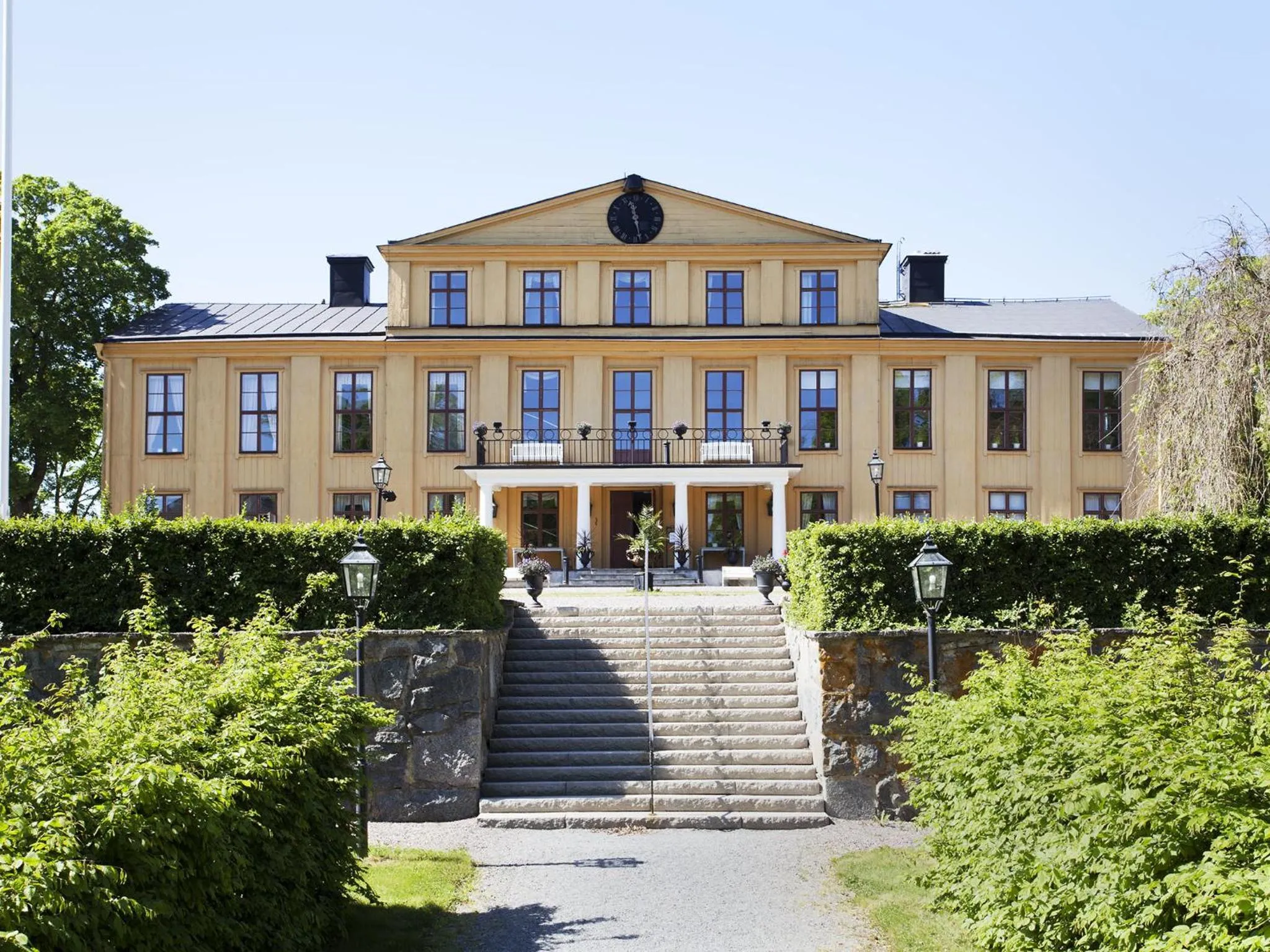 Facade/entrance in Krusenberg Herrgård