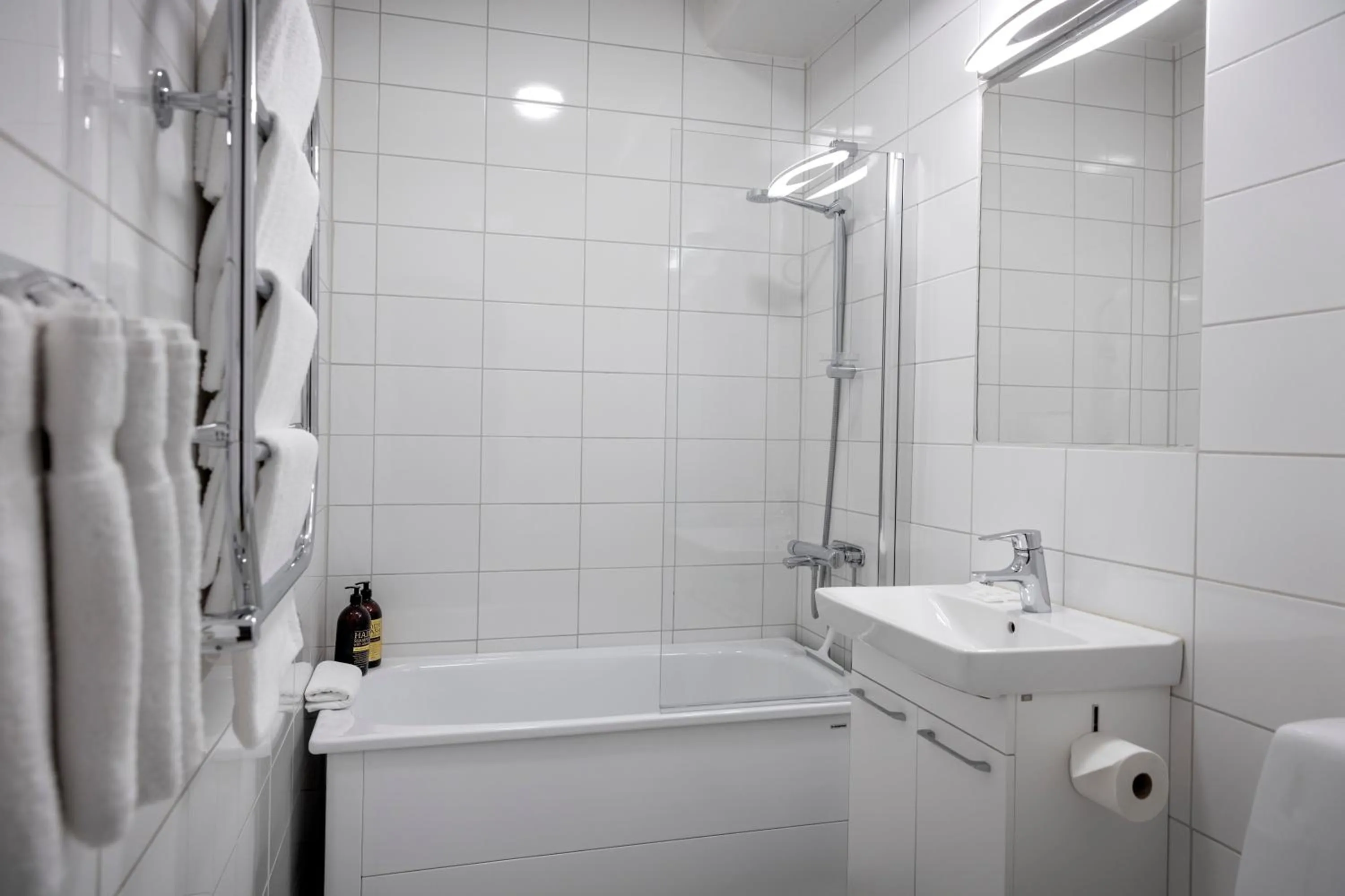 Bathroom in Hotell Skövde