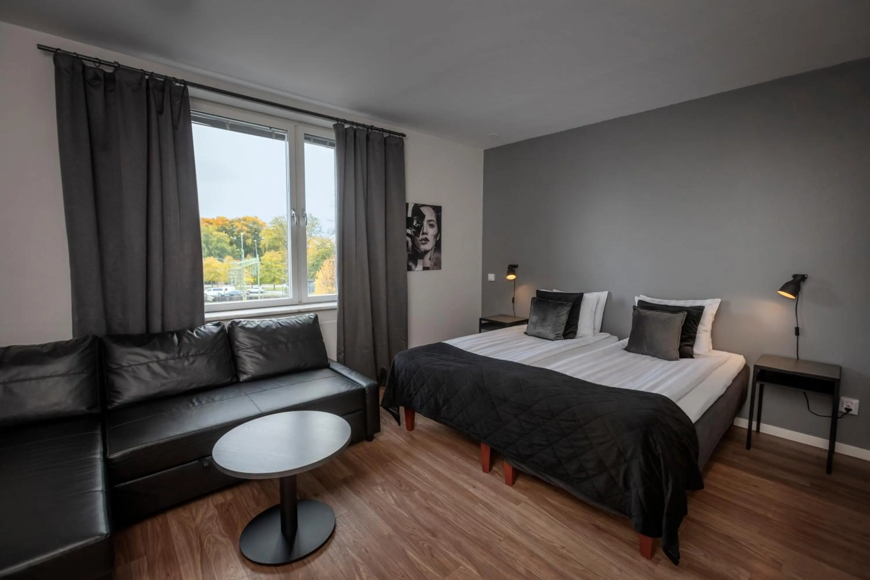 Photo of the whole room, Bed in Hotell Skövde