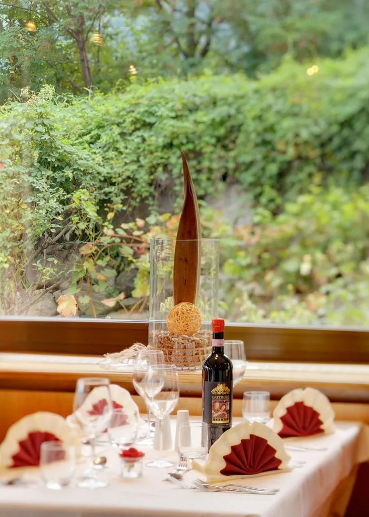 Restaurant/places to eat in Hotel Laurin