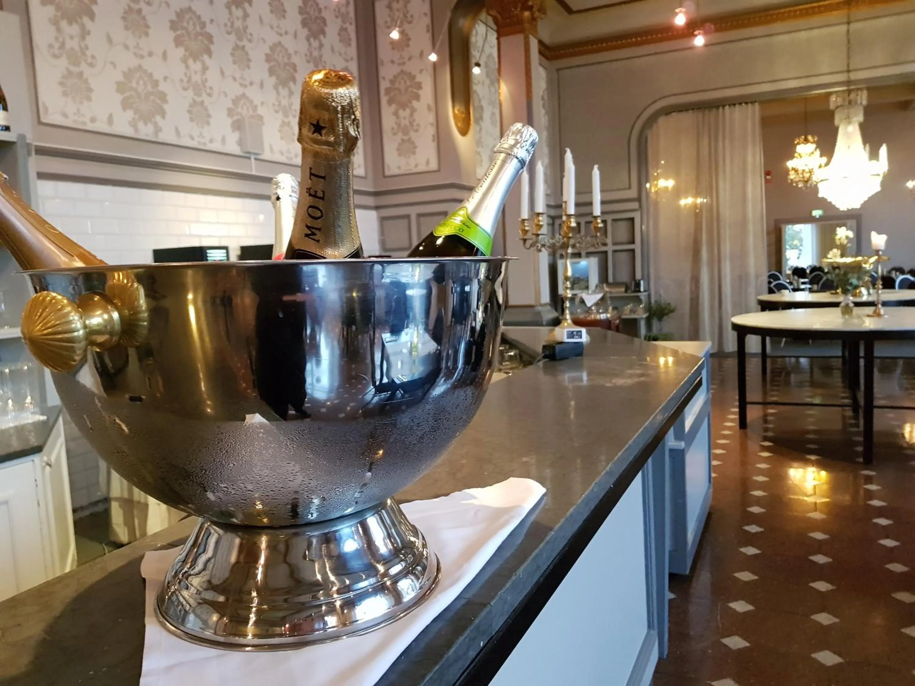 Alcoholic drinks in First Hotel Statt Örnsköldsvik