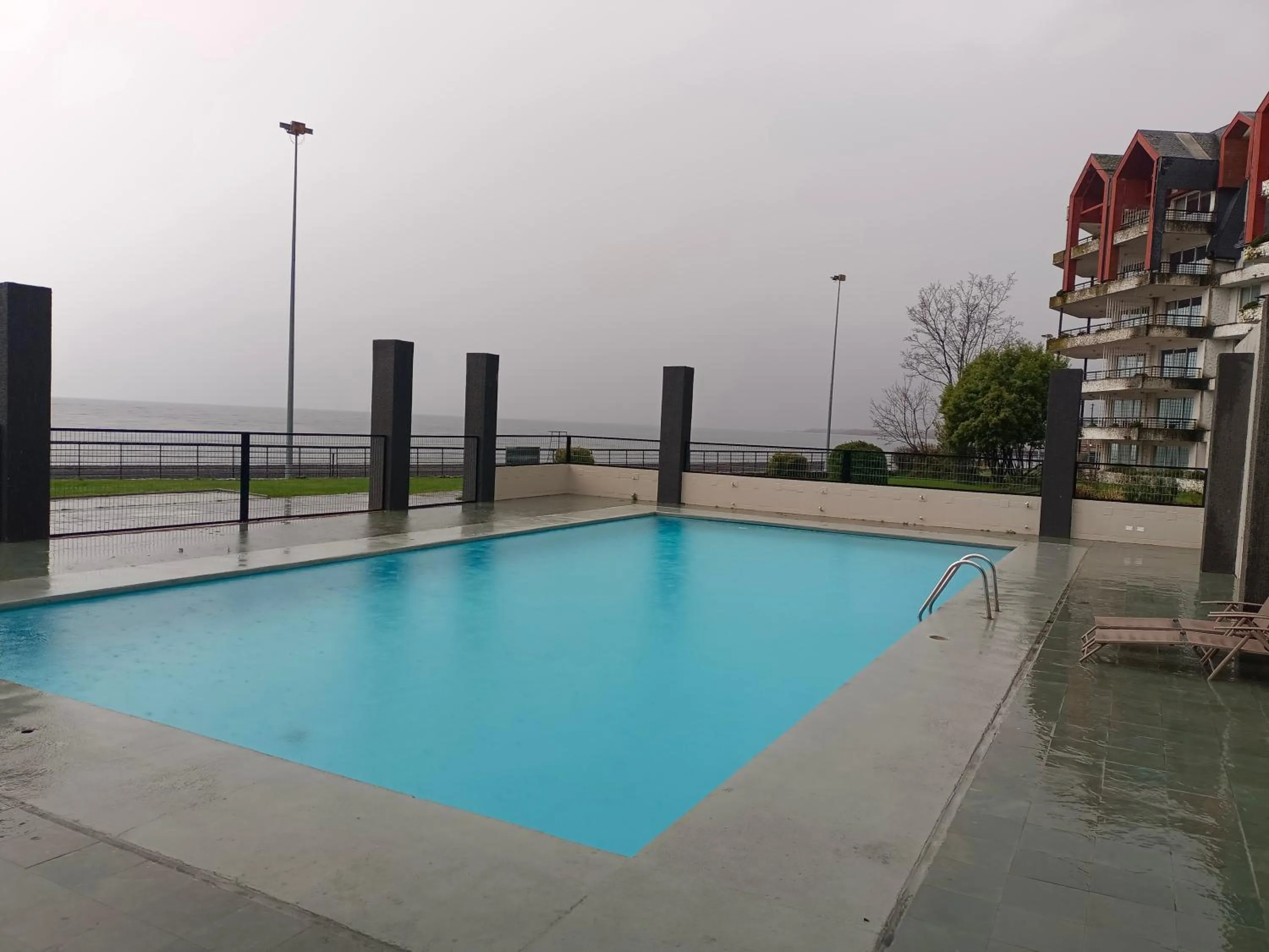 Swimming pool in Apart Enjoy Pucón