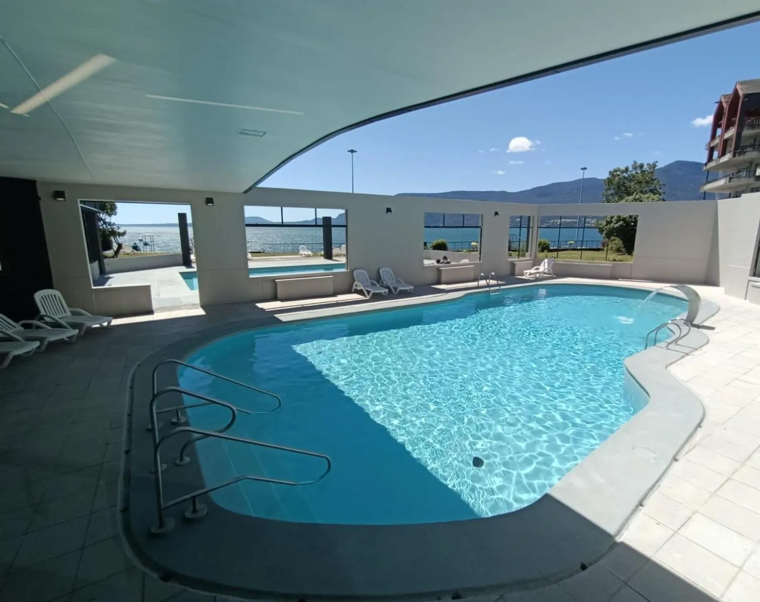 Swimming pool in Apart Enjoy Pucón