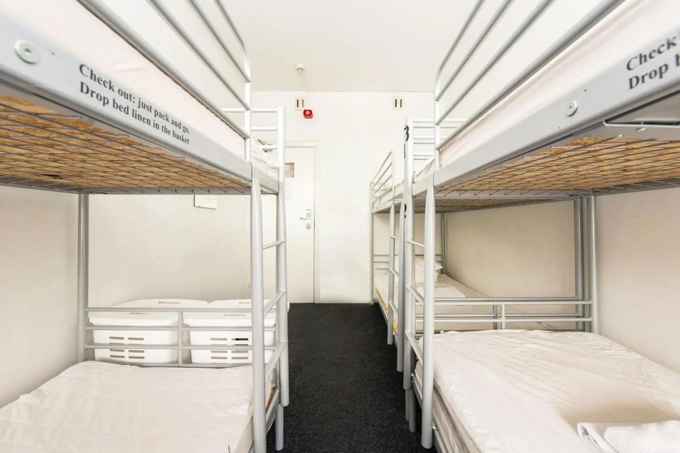 Bedroom, Bunk Bed in Acco Hostel