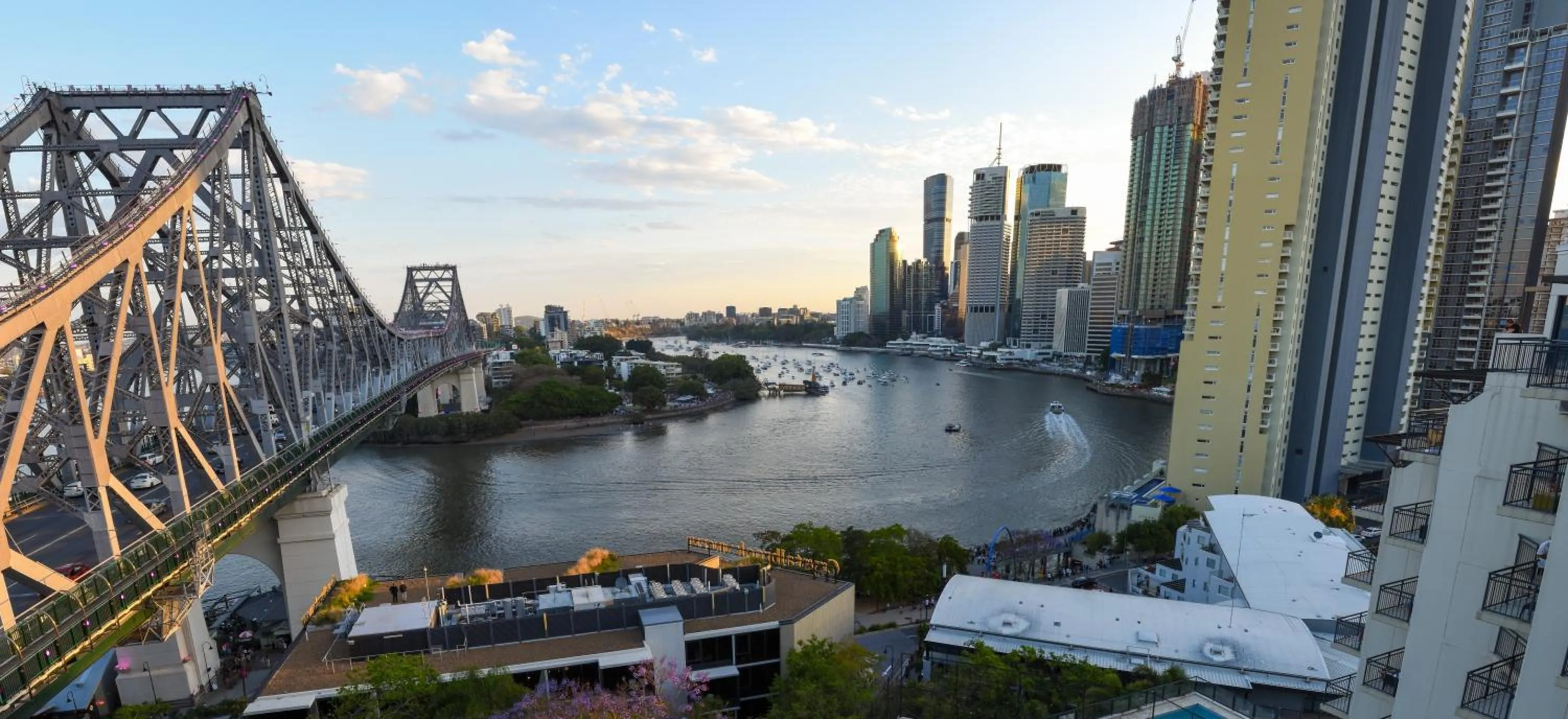 River view in Oakwood Hotel & Apartments Brisbane