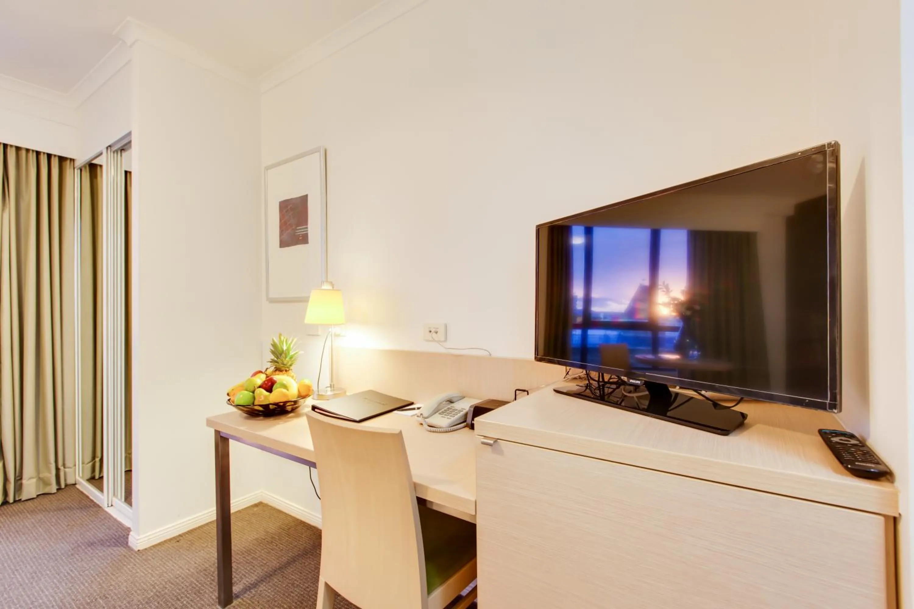 TV and multimedia, TV/Entertainment Center in Oakwood Hotel & Apartments Brisbane