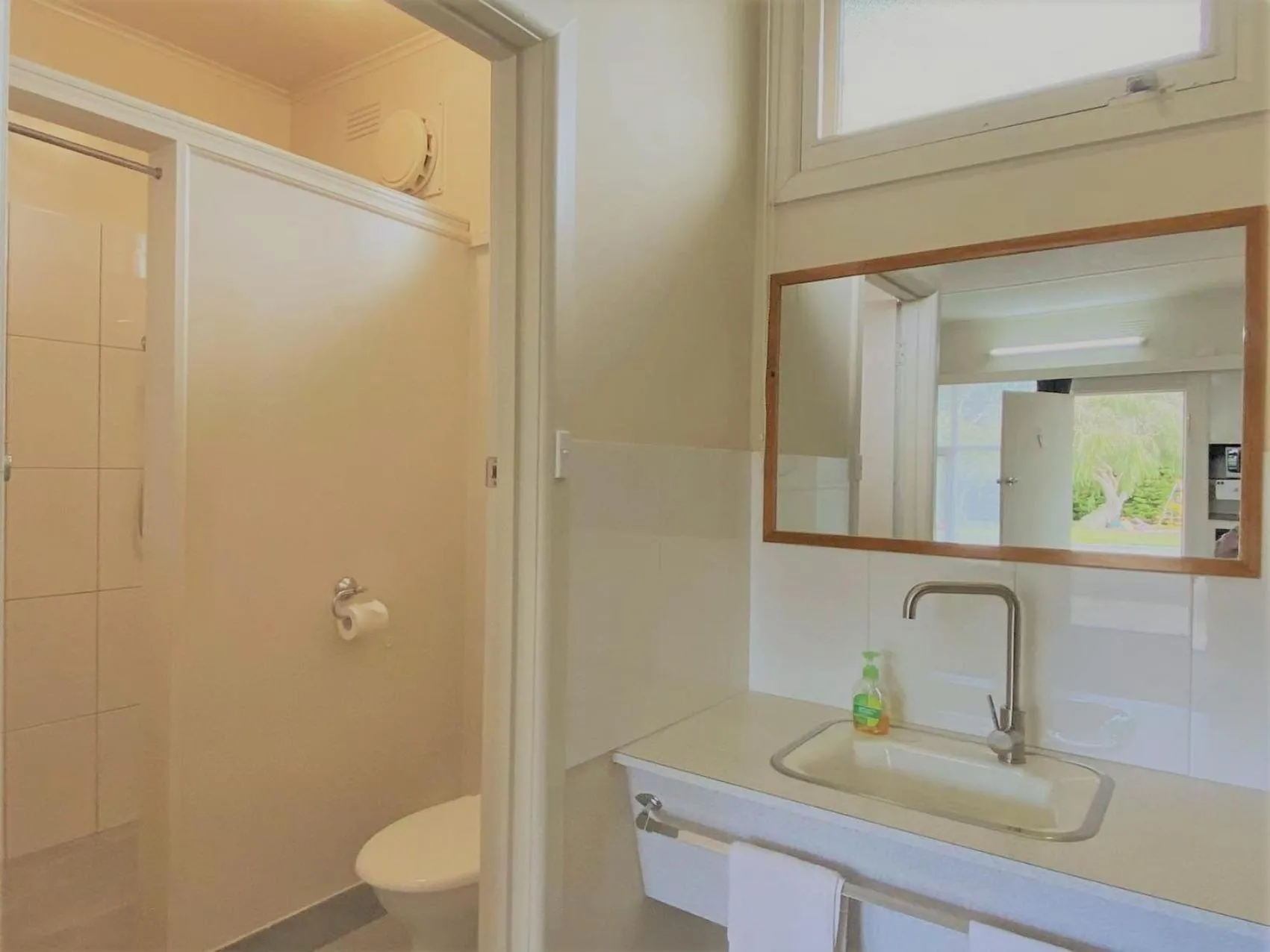 Property building in The Terang Motor Inn