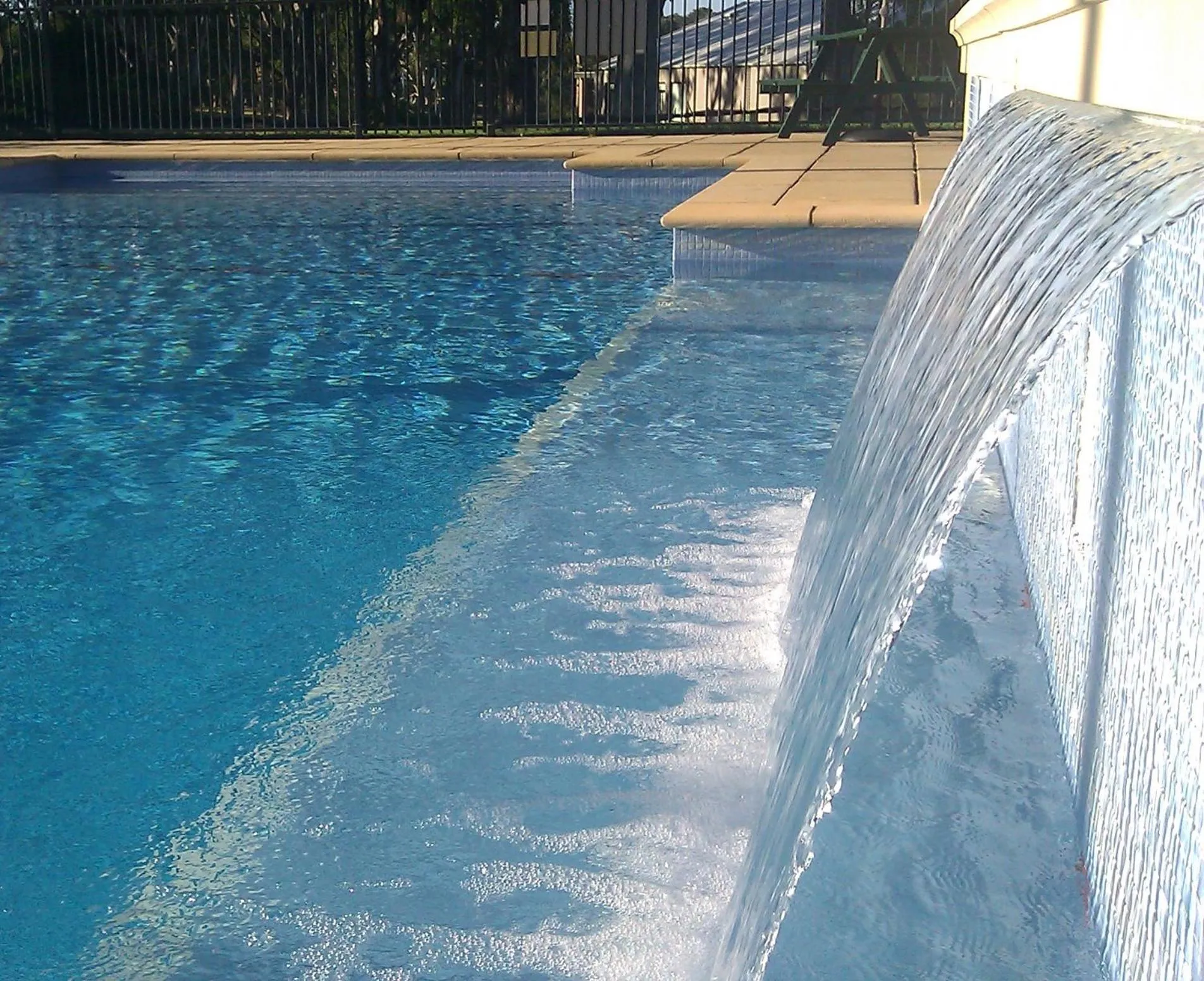 Swimming pool in Serafino McLaren Vale