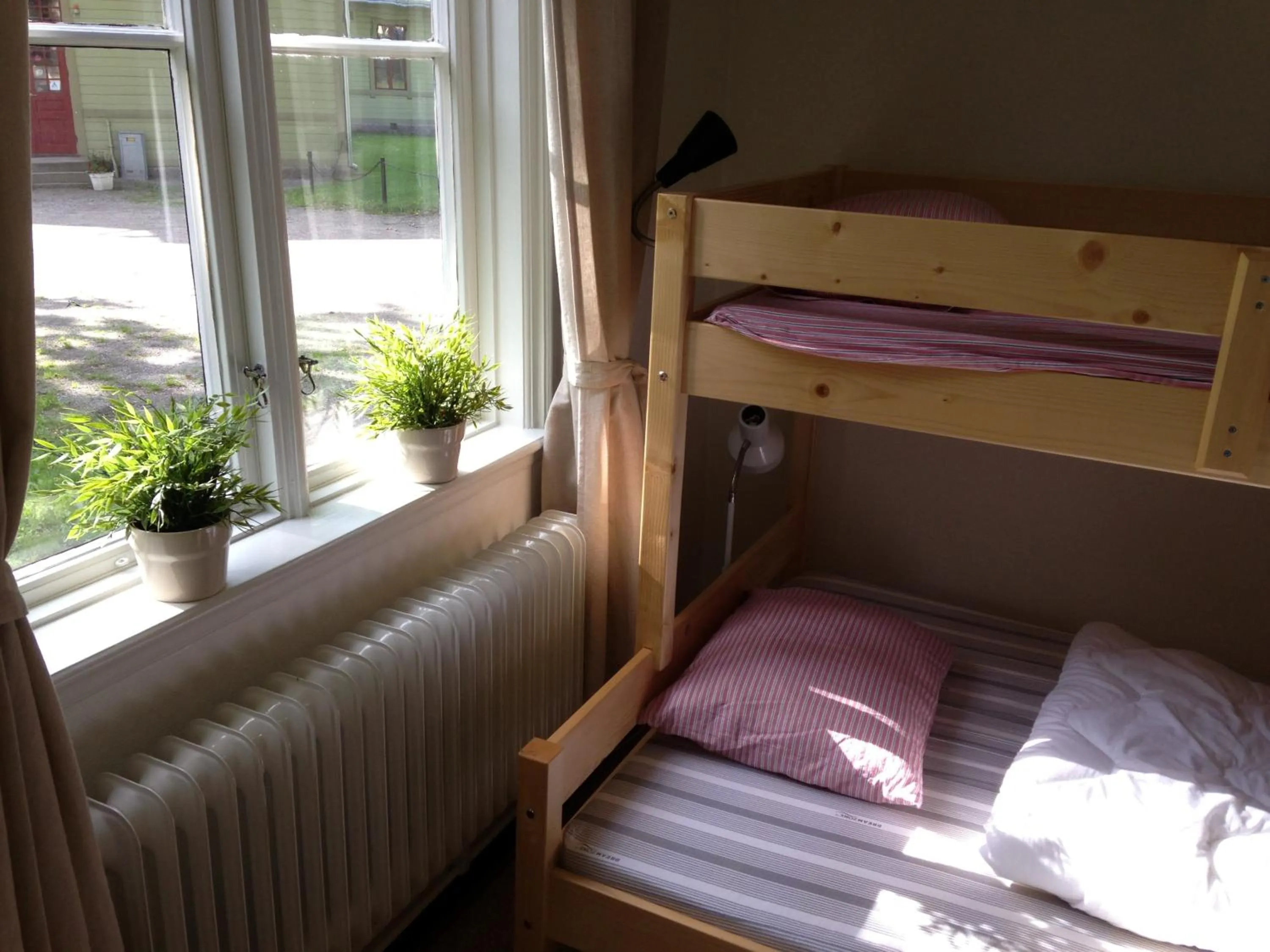 bunk bed, Bed in Ronneby Brunnspark Vandrarhem och B&B