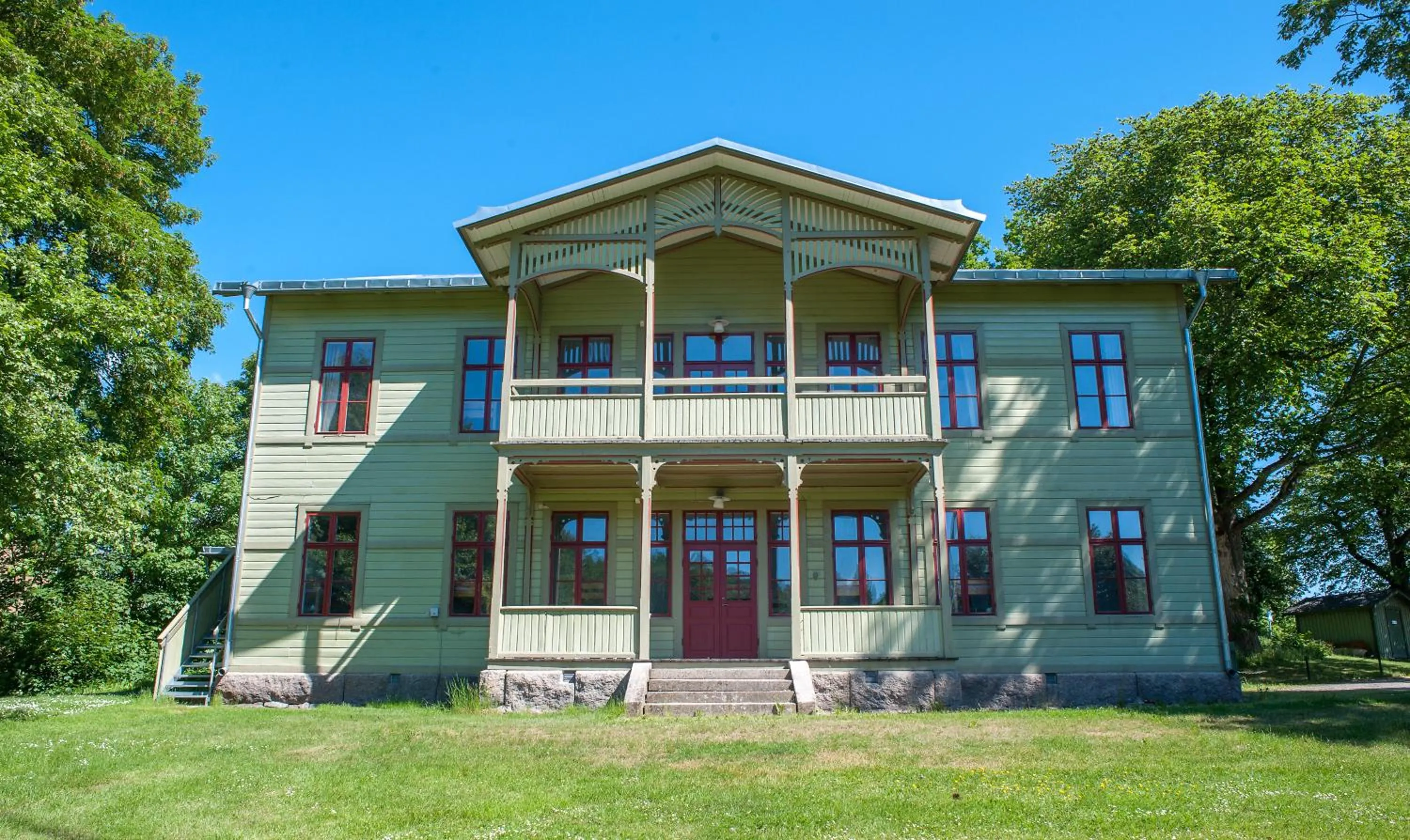 Property building in Ronneby Brunnspark Vandrarhem och B&B