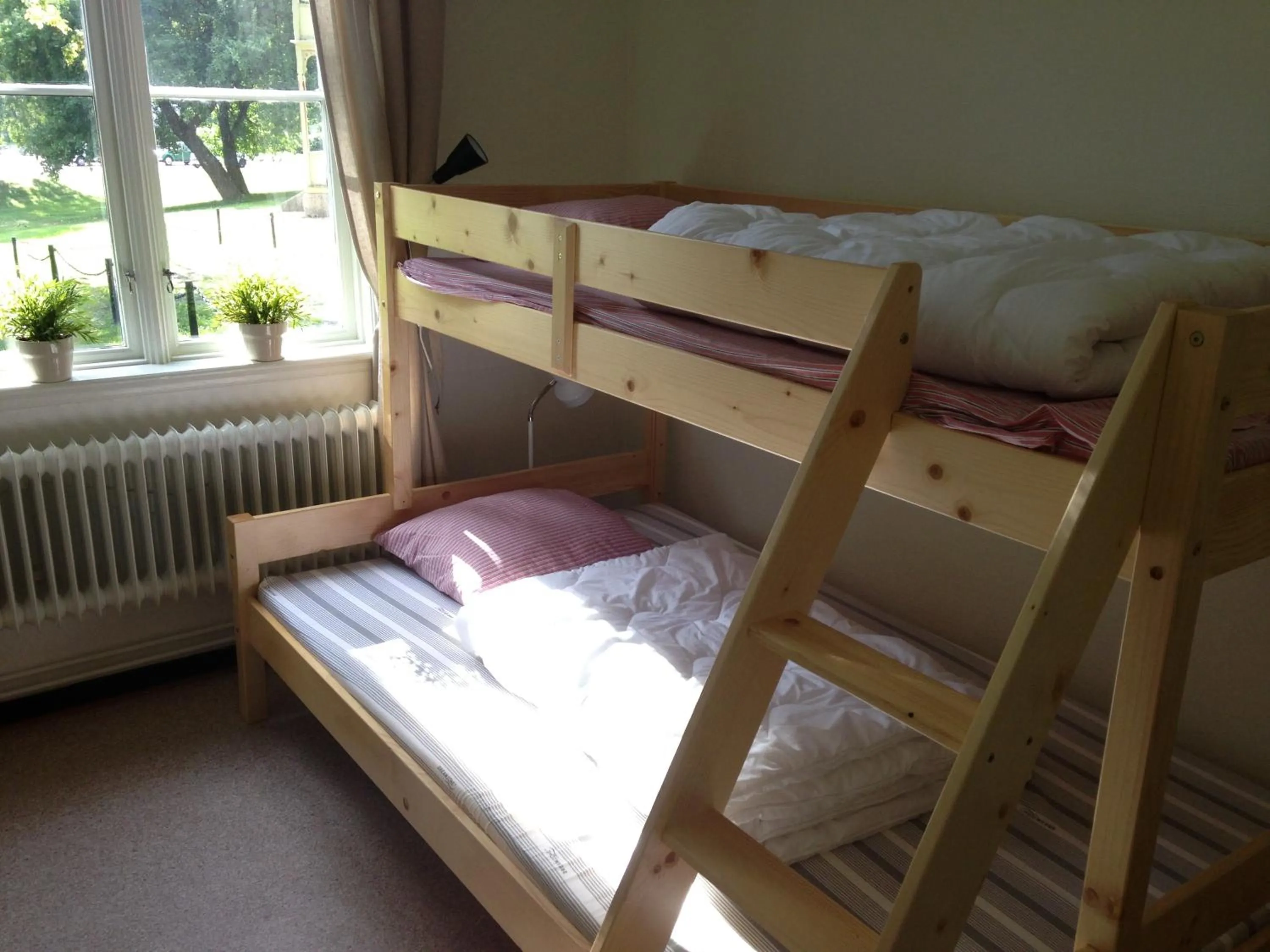 bunk bed, Bed in Ronneby Brunnspark Vandrarhem och B&B