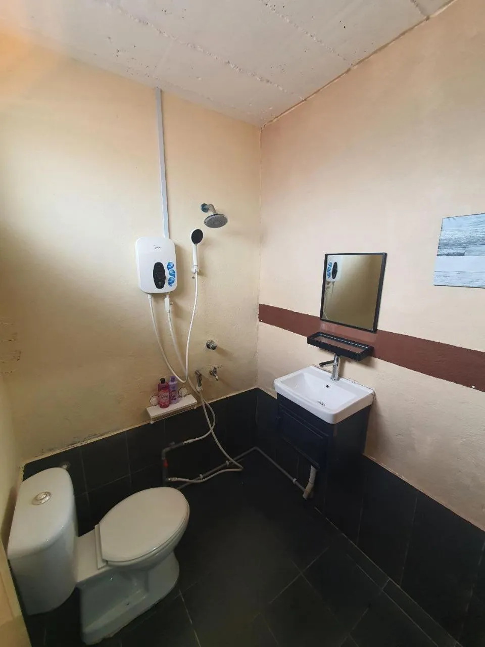 Toilet in NKS Chalet