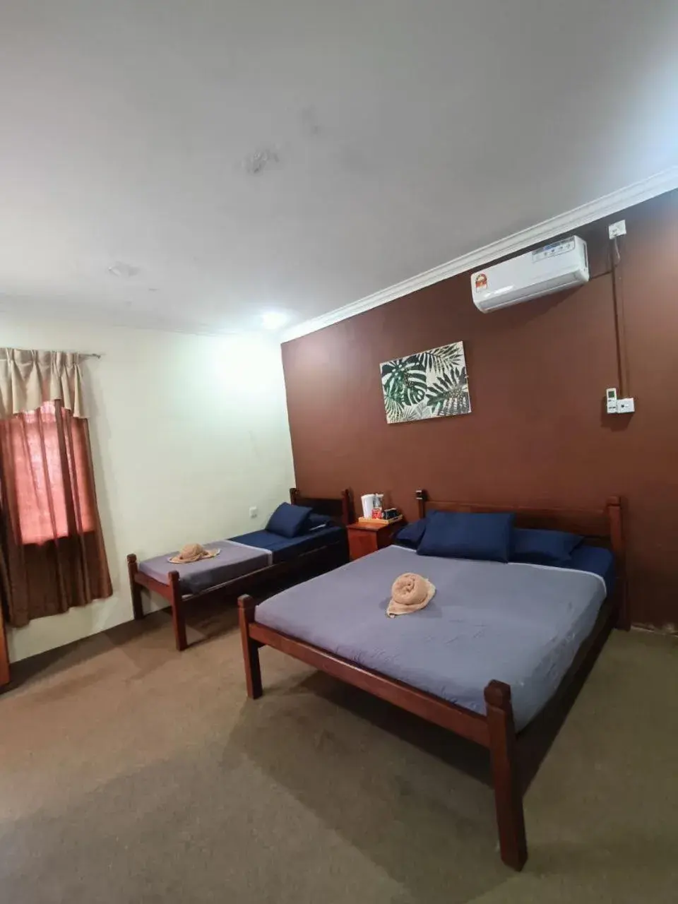 Triple Room in NKS Chalet Triple Room in NKS Chalet