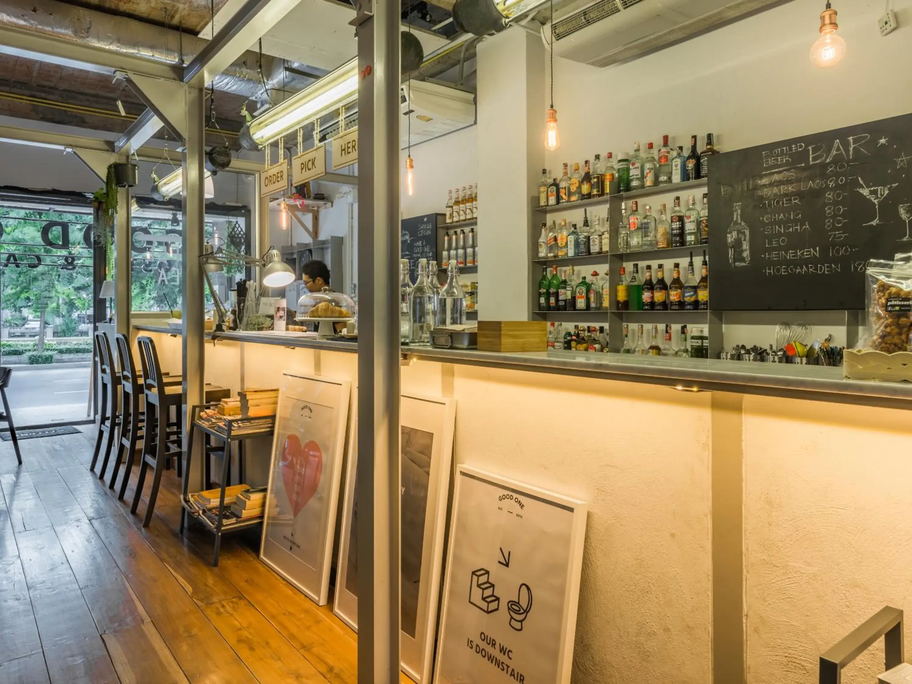 Facade/entrance in Good One Poshtel & Cafe Bar Facade/entrance in Good One Poshtel & Cafe Bar