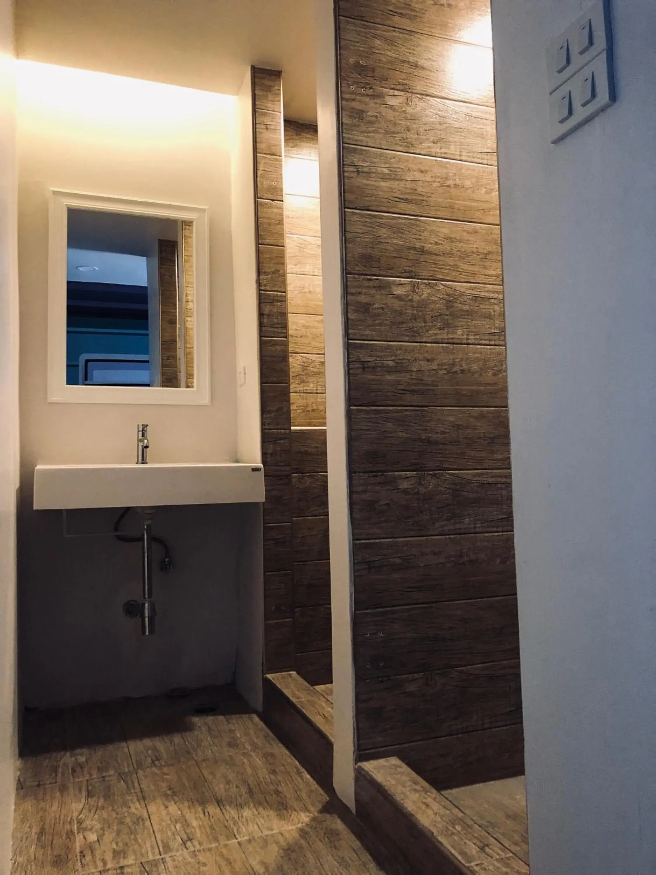 Small Single Room - single occupancy in Good One Poshtel & Cafe Bar Small Single Room - single occupancy in Good One Poshtel & Cafe Bar