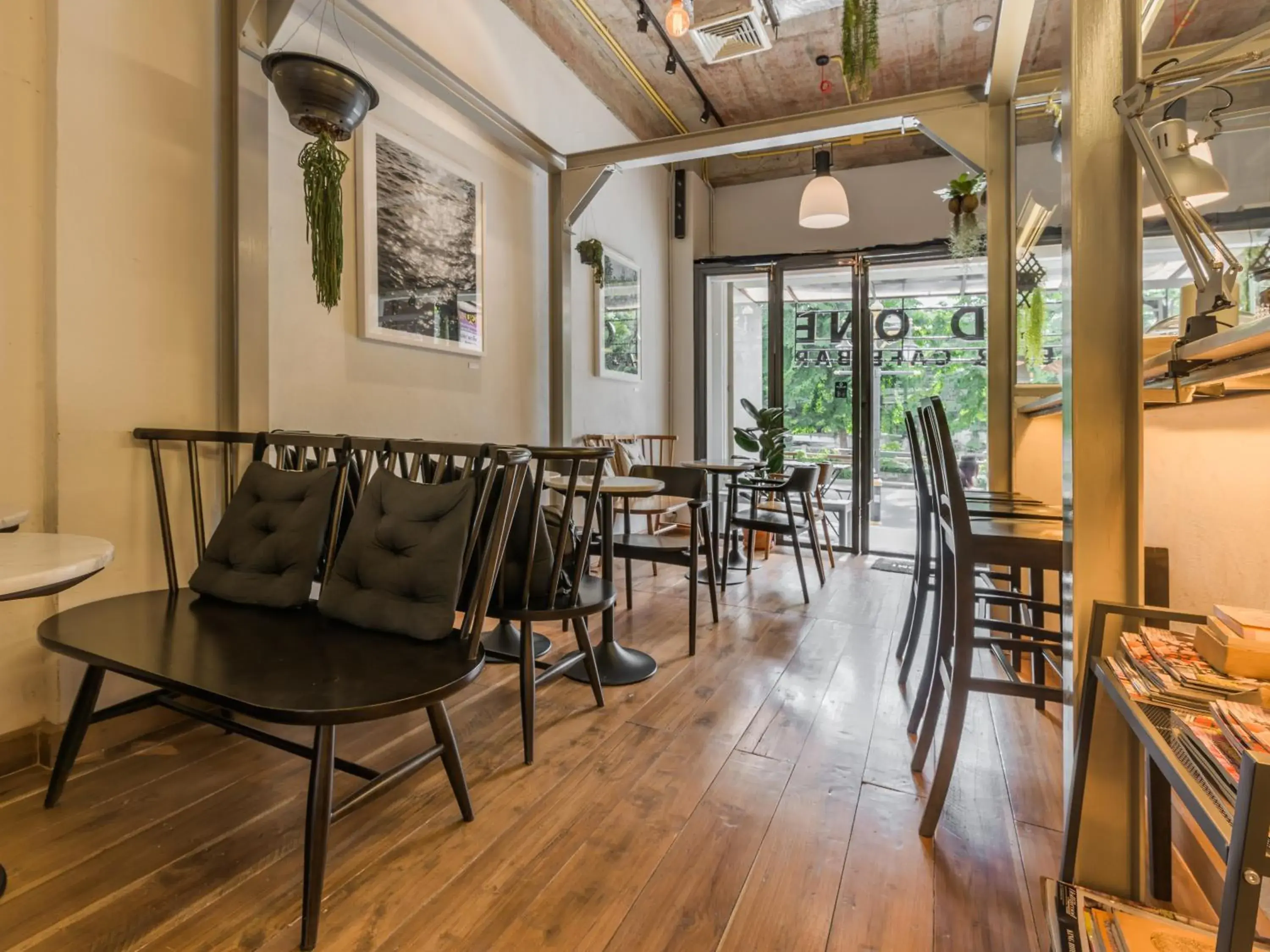 Facade/entrance in Good One Poshtel & Cafe Bar Facade/entrance in Good One Poshtel & Cafe Bar