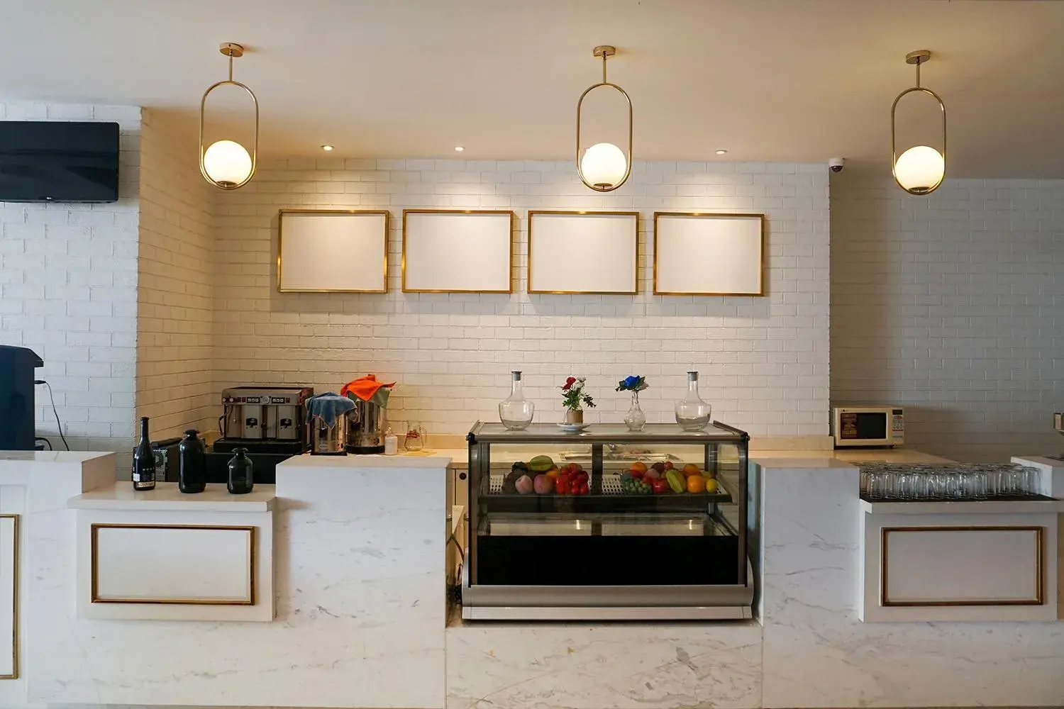 Restaurant/places to eat in 1O1 URBAN Jakarta Glodok - Kota Tua Restaurant/places to eat in 1O1 URBAN Jakarta Glodok - Kota Tua