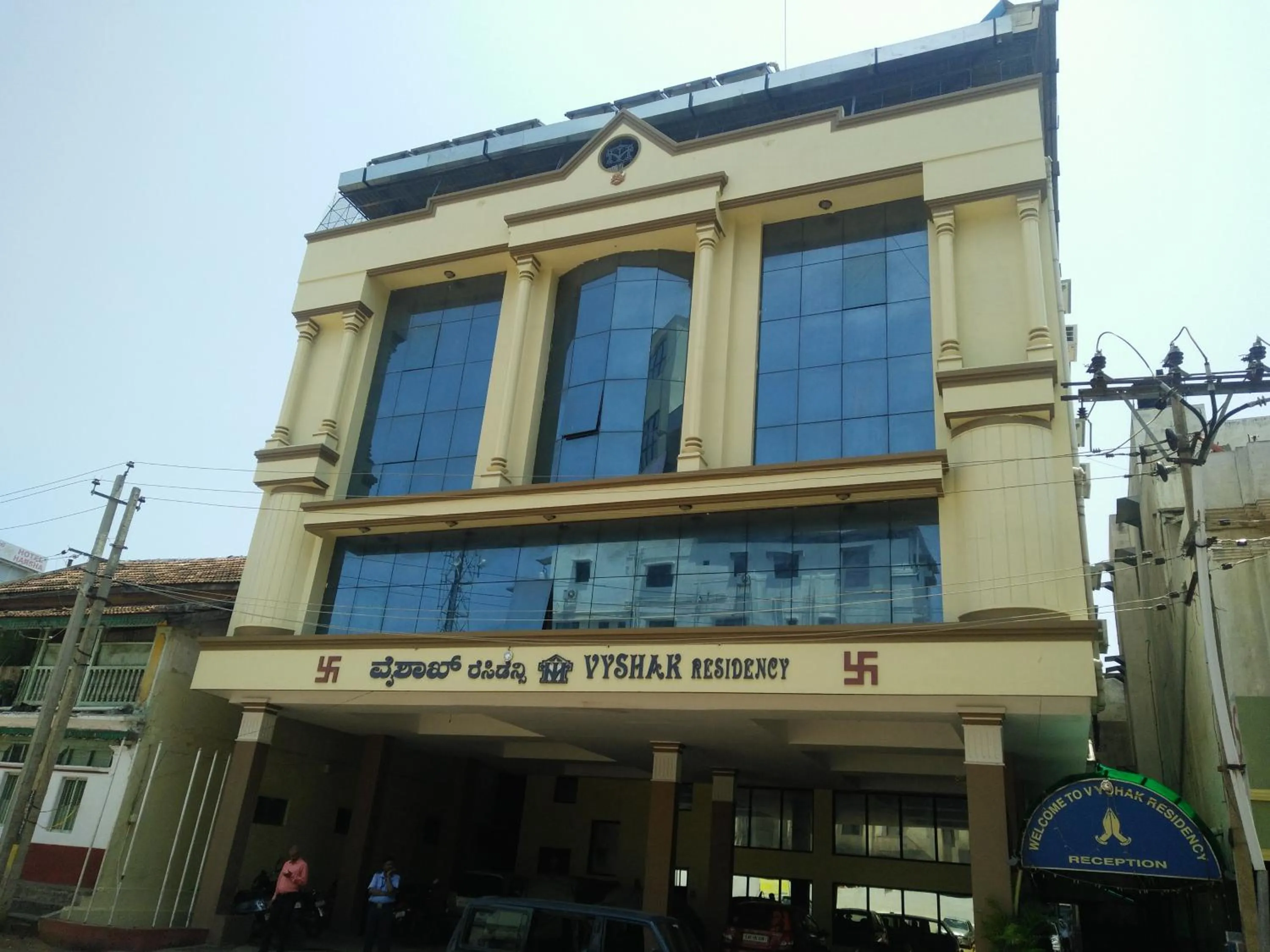 Facade/entrance in Hotel Vyshak residency