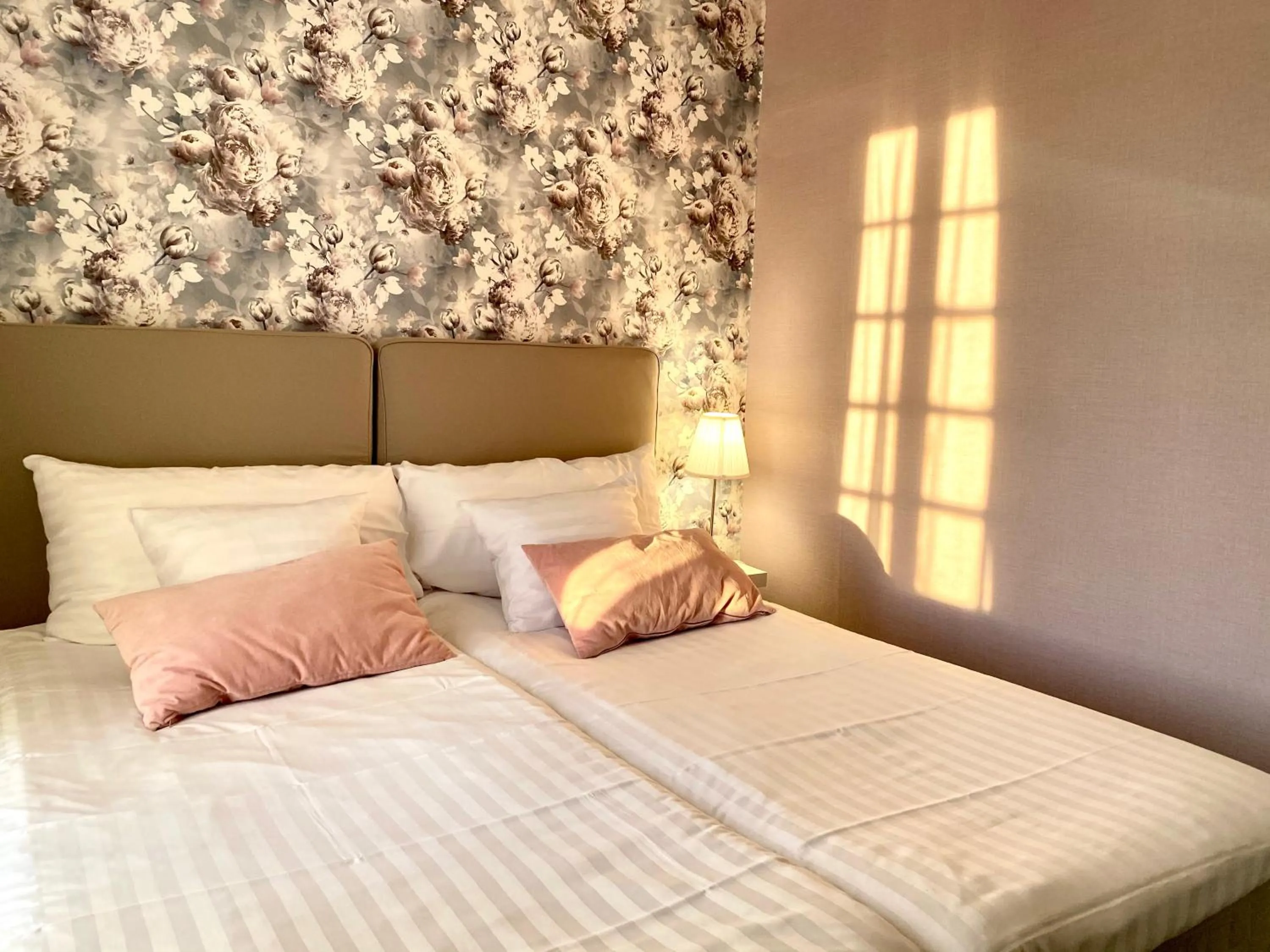 Bed in Tokeryds Herrgård