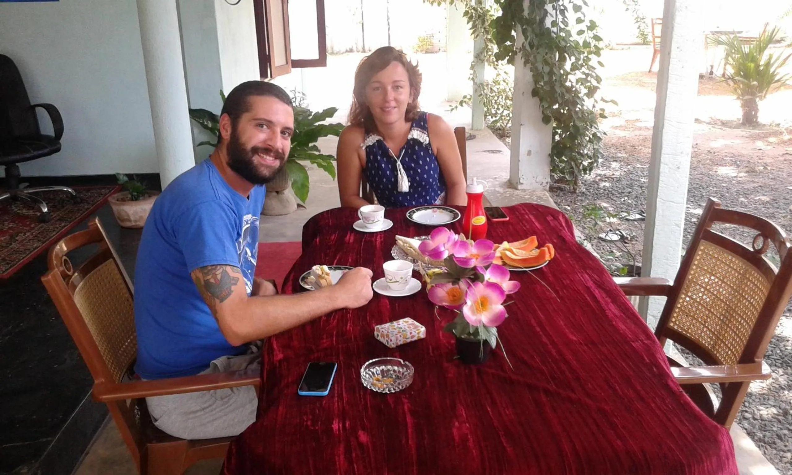 Restaurant/places to eat in Erandi Holiday Home