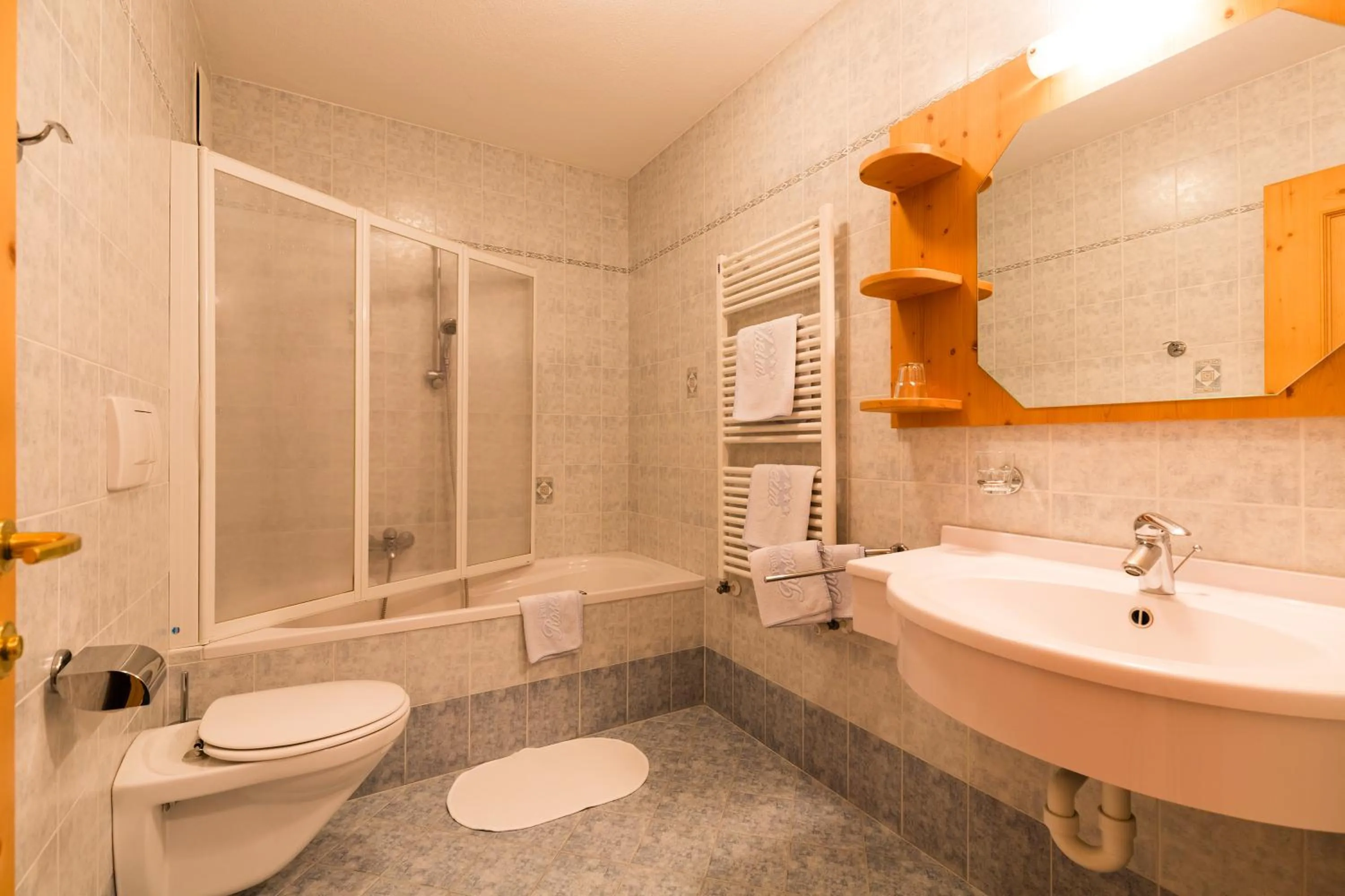 Bathroom in Hotel Rosenheim