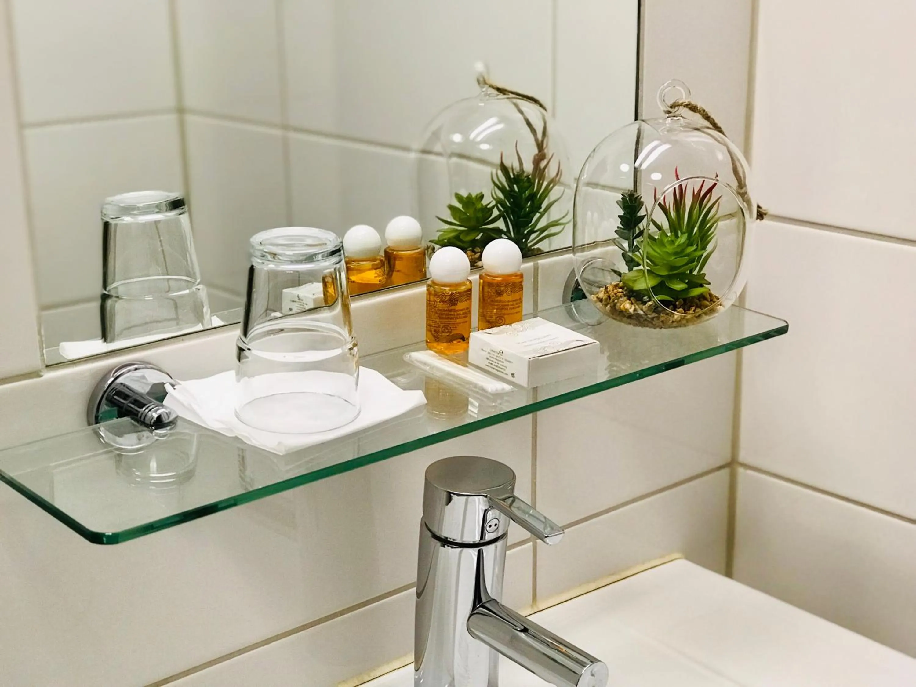 Bathroom in Hotell Göta