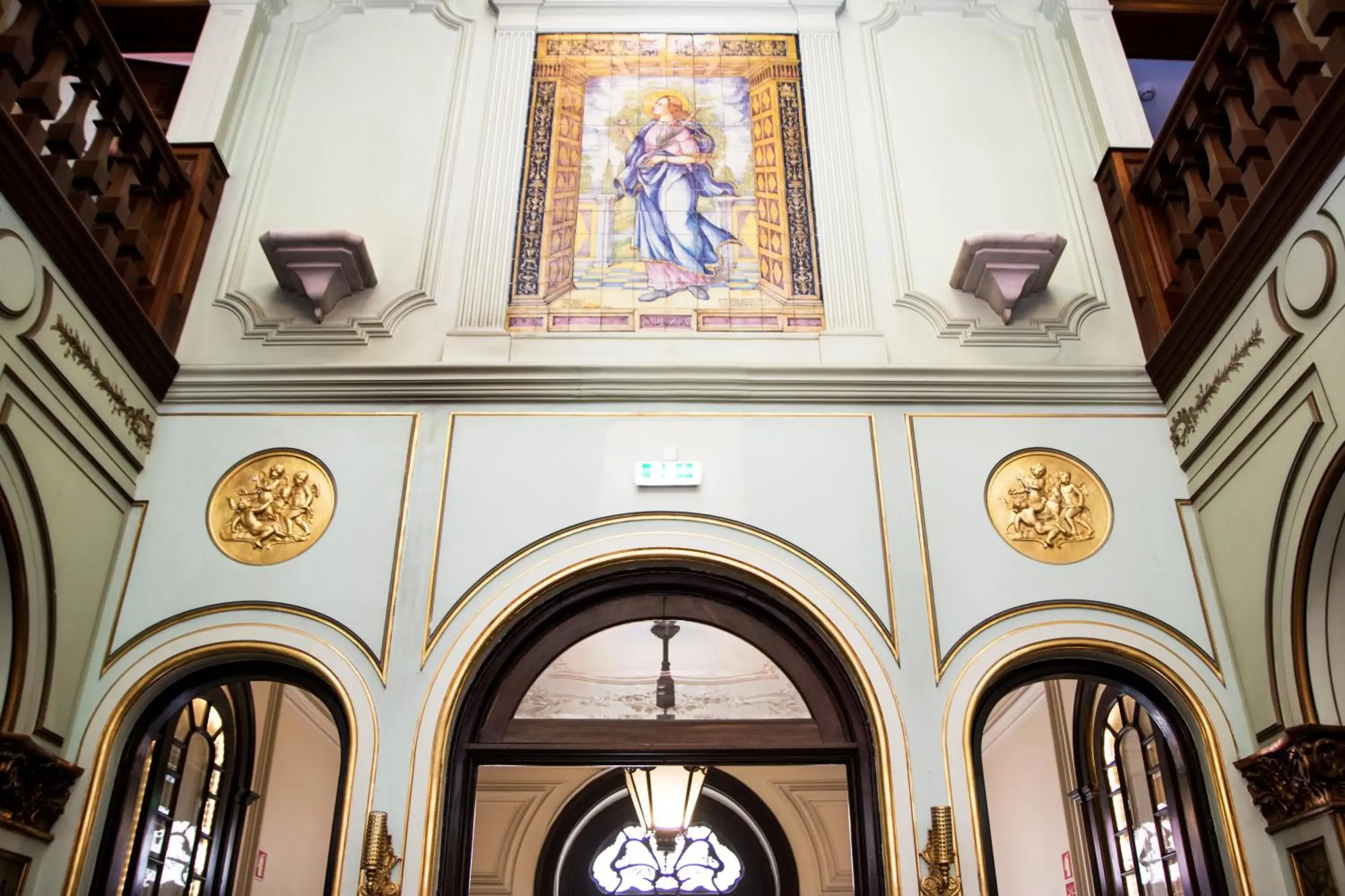 Lobby or reception in Sant Jordi Hostels Lisbon Lobby or reception in Sant Jordi Hostels Lisbon