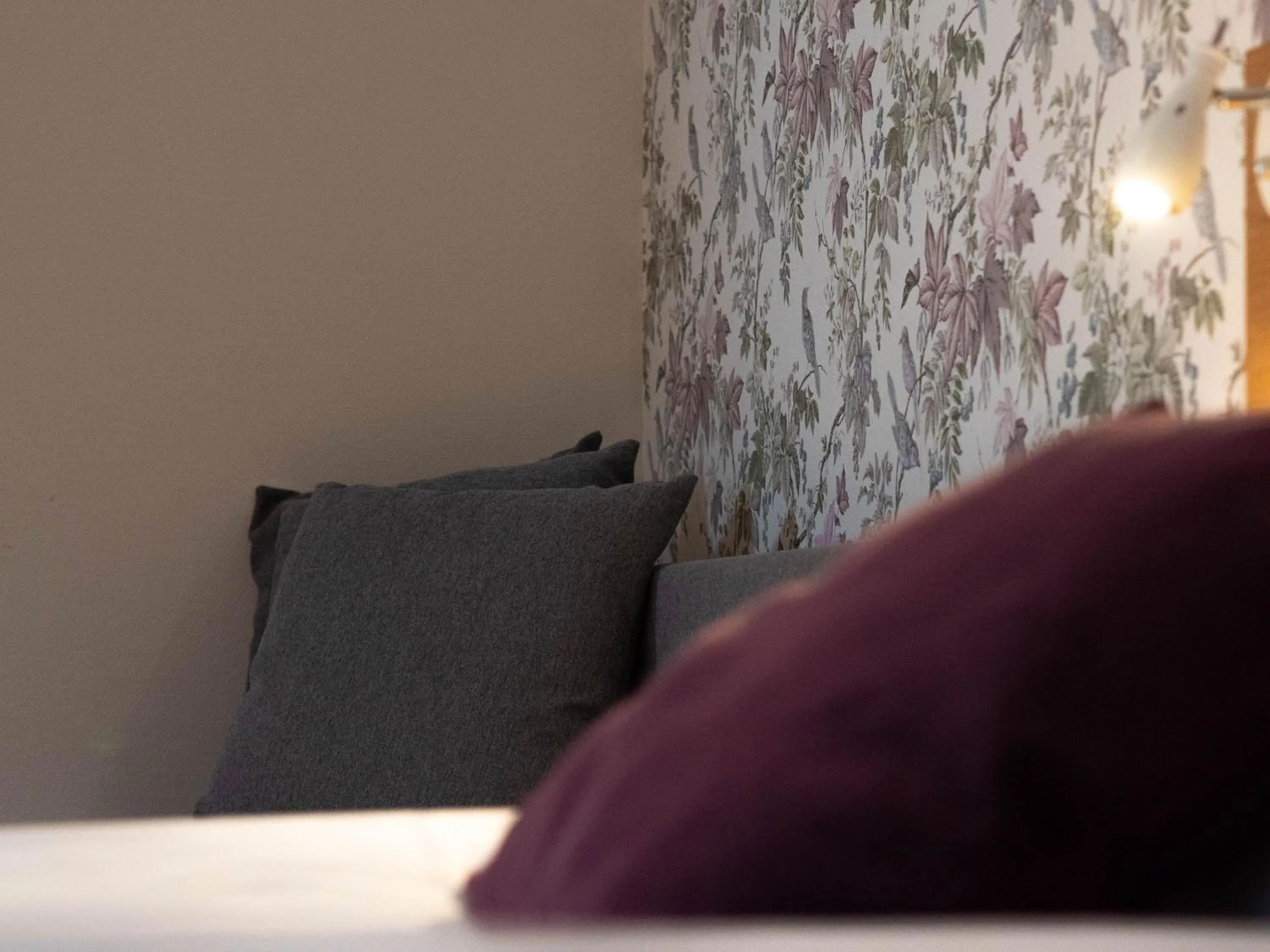 Decorative detail, Bed in Björkbackens Karaktärshotell