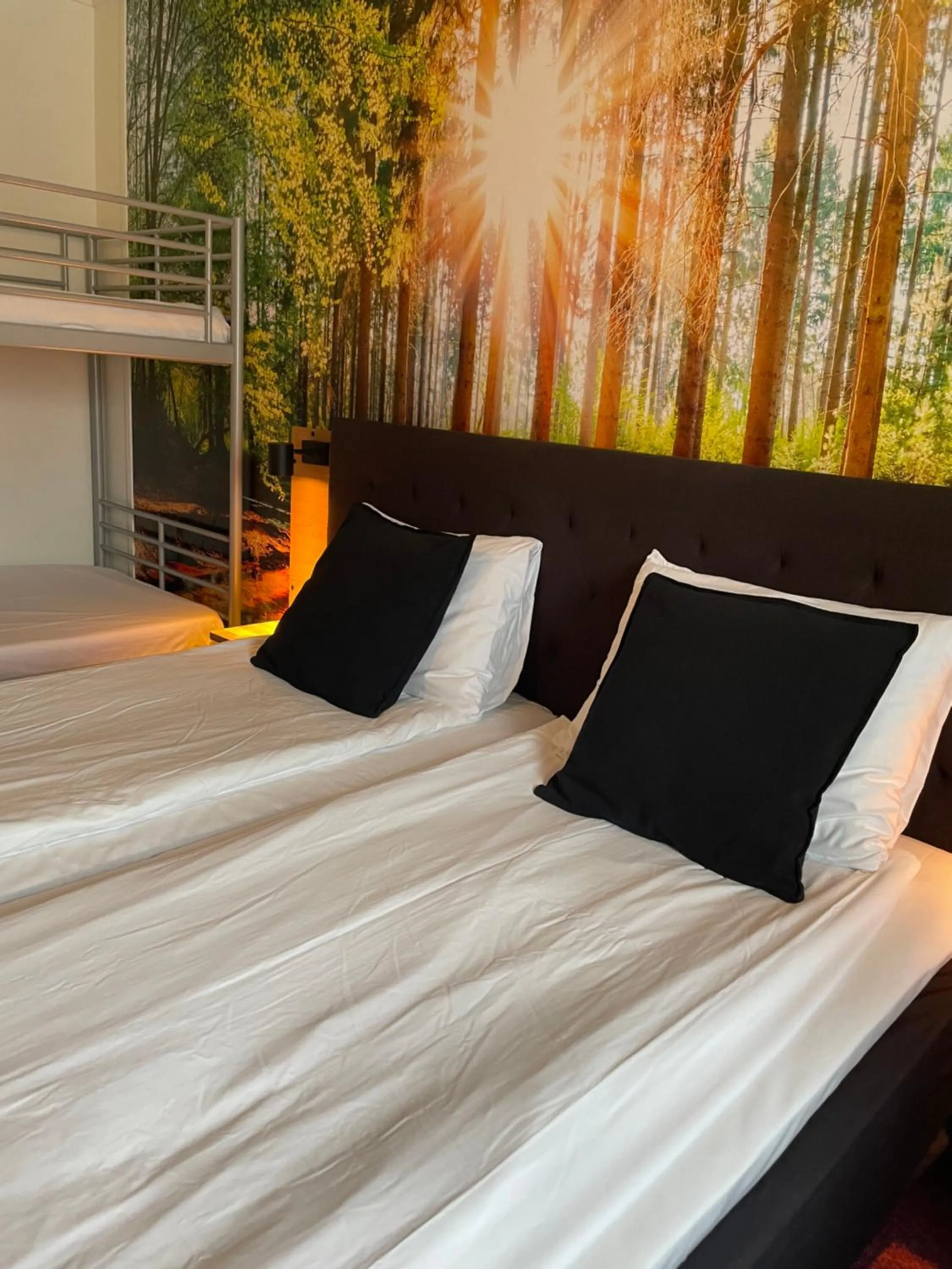 Bedroom, Bed in Björkbackens Karaktärshotell