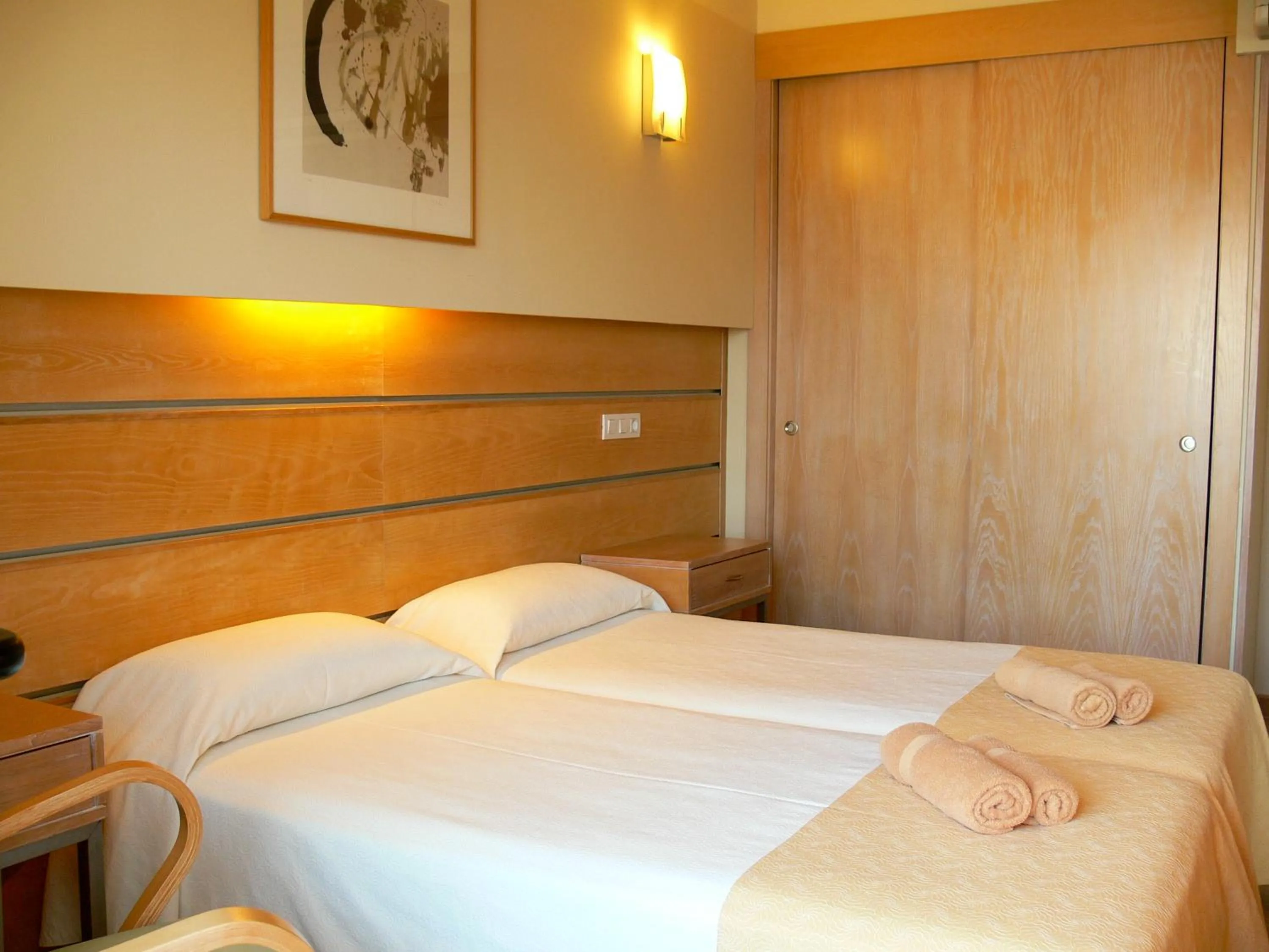 Bed in Hostal la Savina