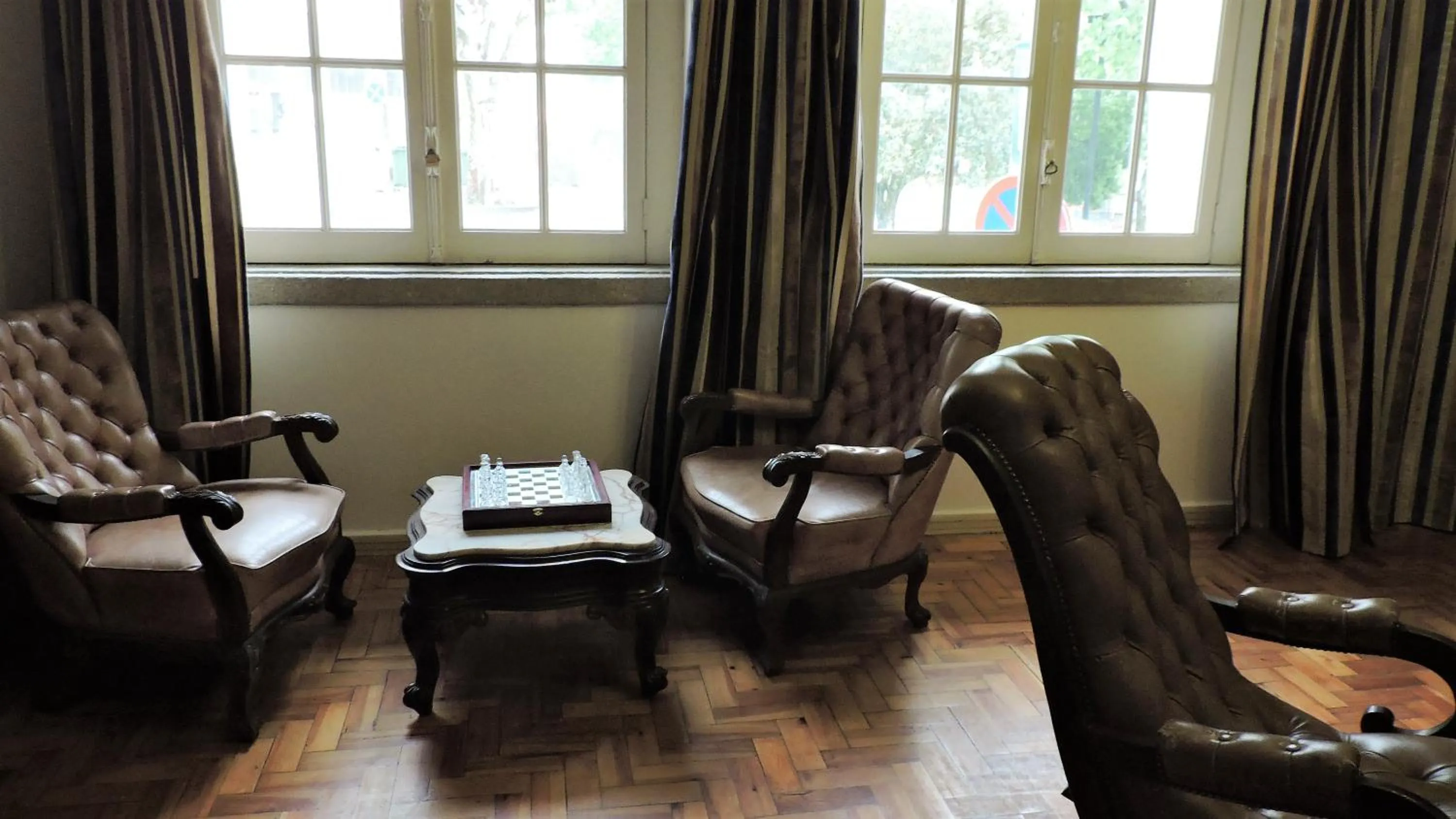 Communal lounge/ TV room in Estalagem da Liberdade