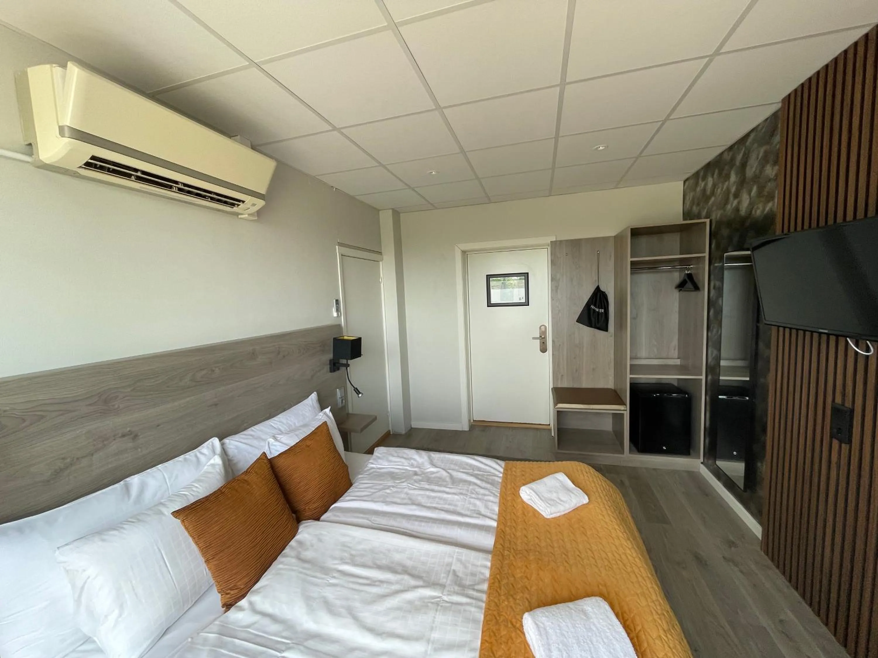 Bed in Dream - Luxury Hostel