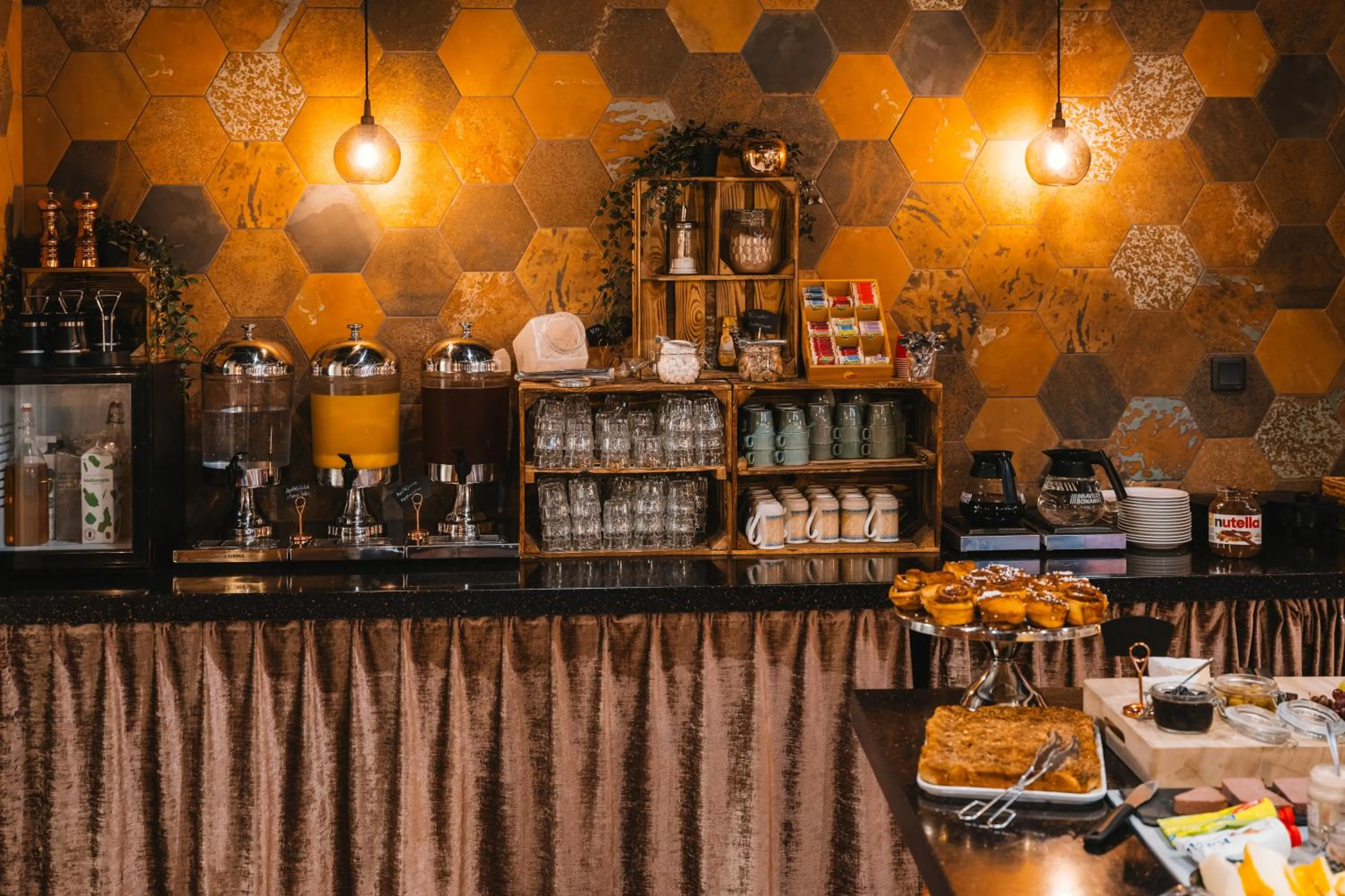 Dream - Luxury Hostel