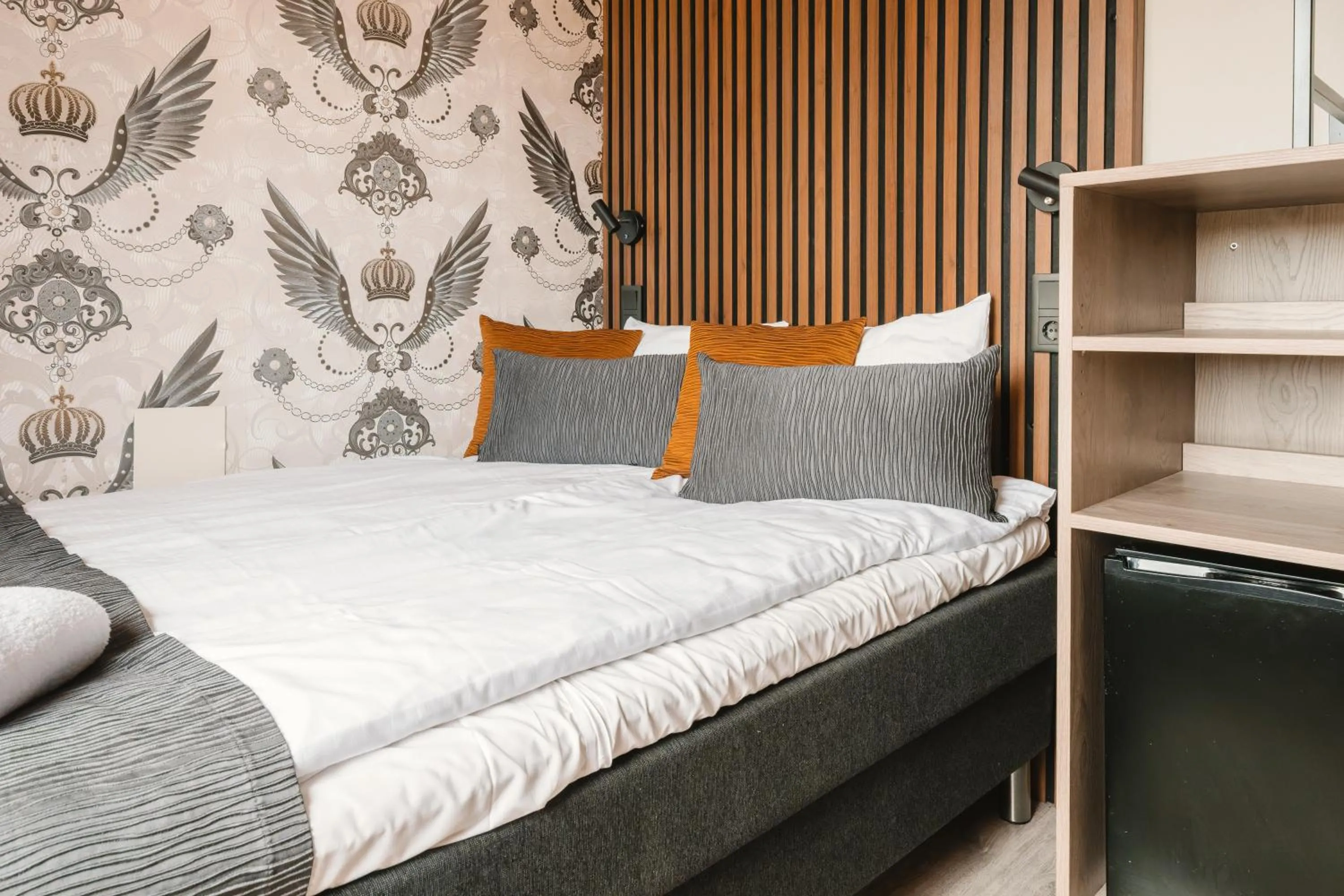 Bed in Dream - Luxury Hostel