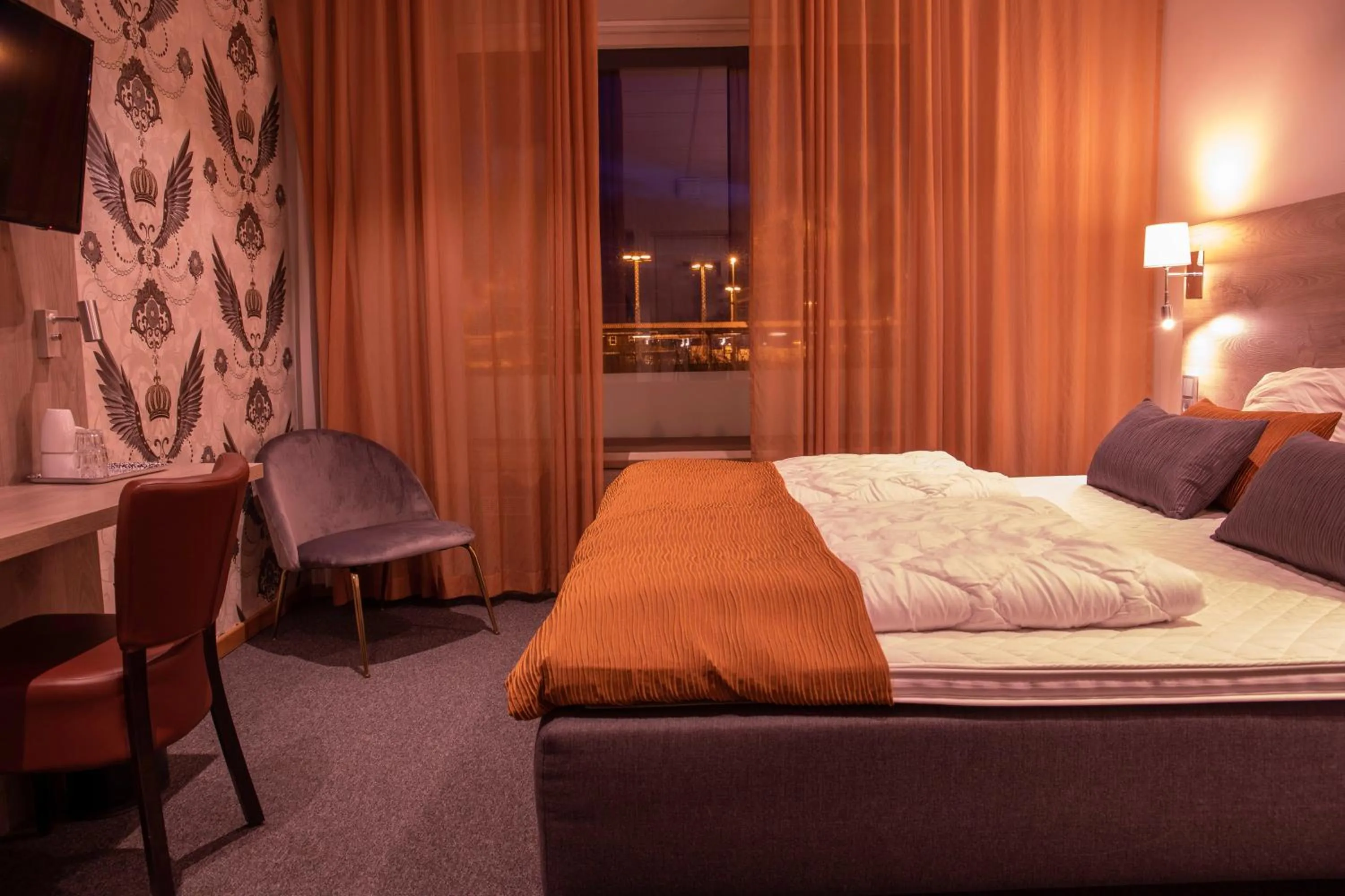 Bed in Dream - Luxury Hostel