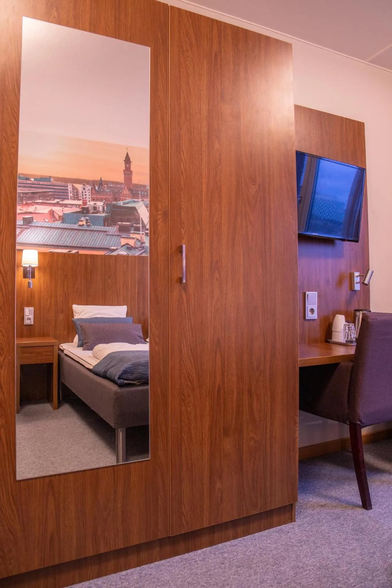 Bed in Dream - Luxury Hostel