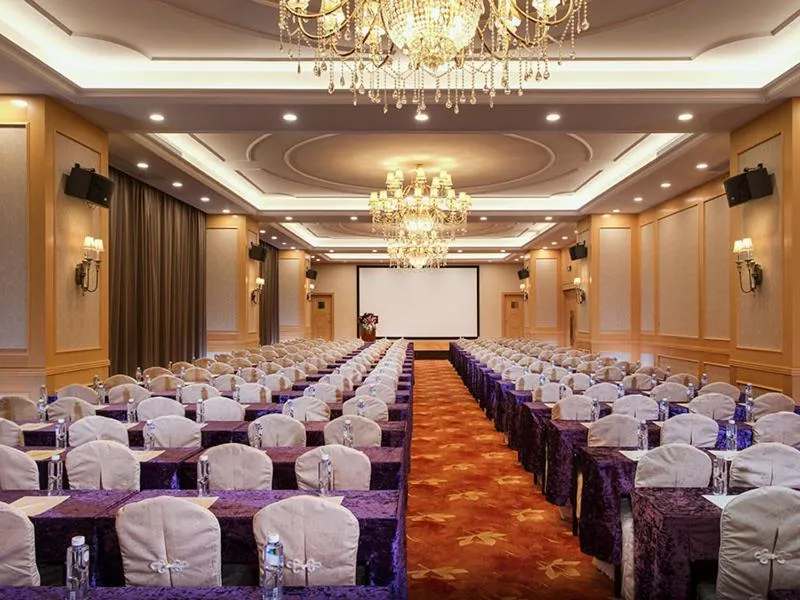 Vienna International Hotel Shenzhen Qianhai