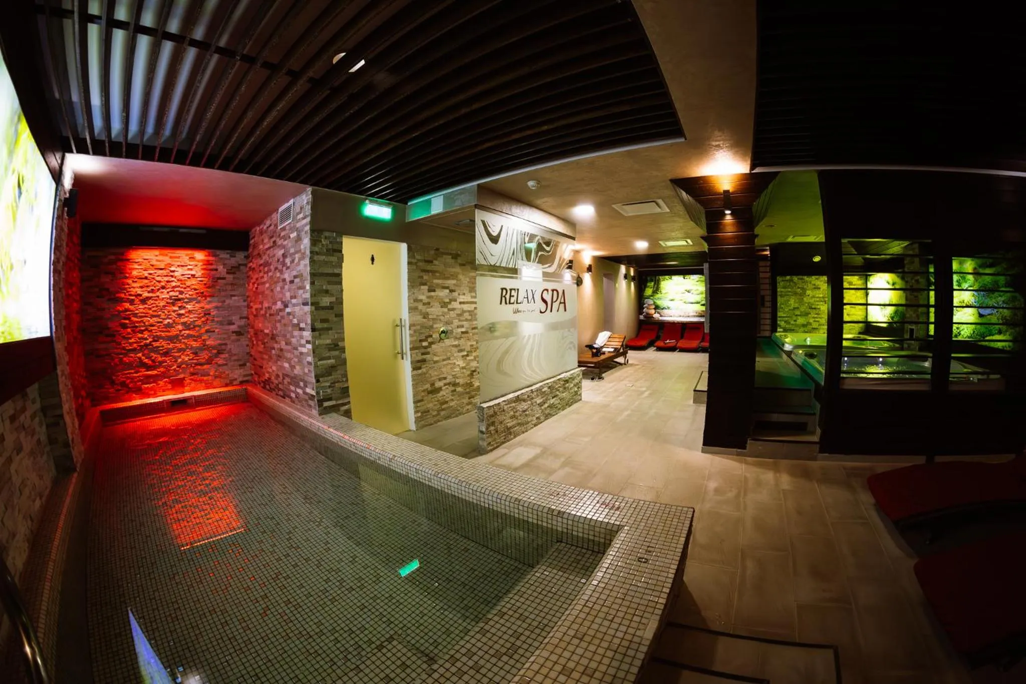 Hot Tub in Hotel Relax Sovata