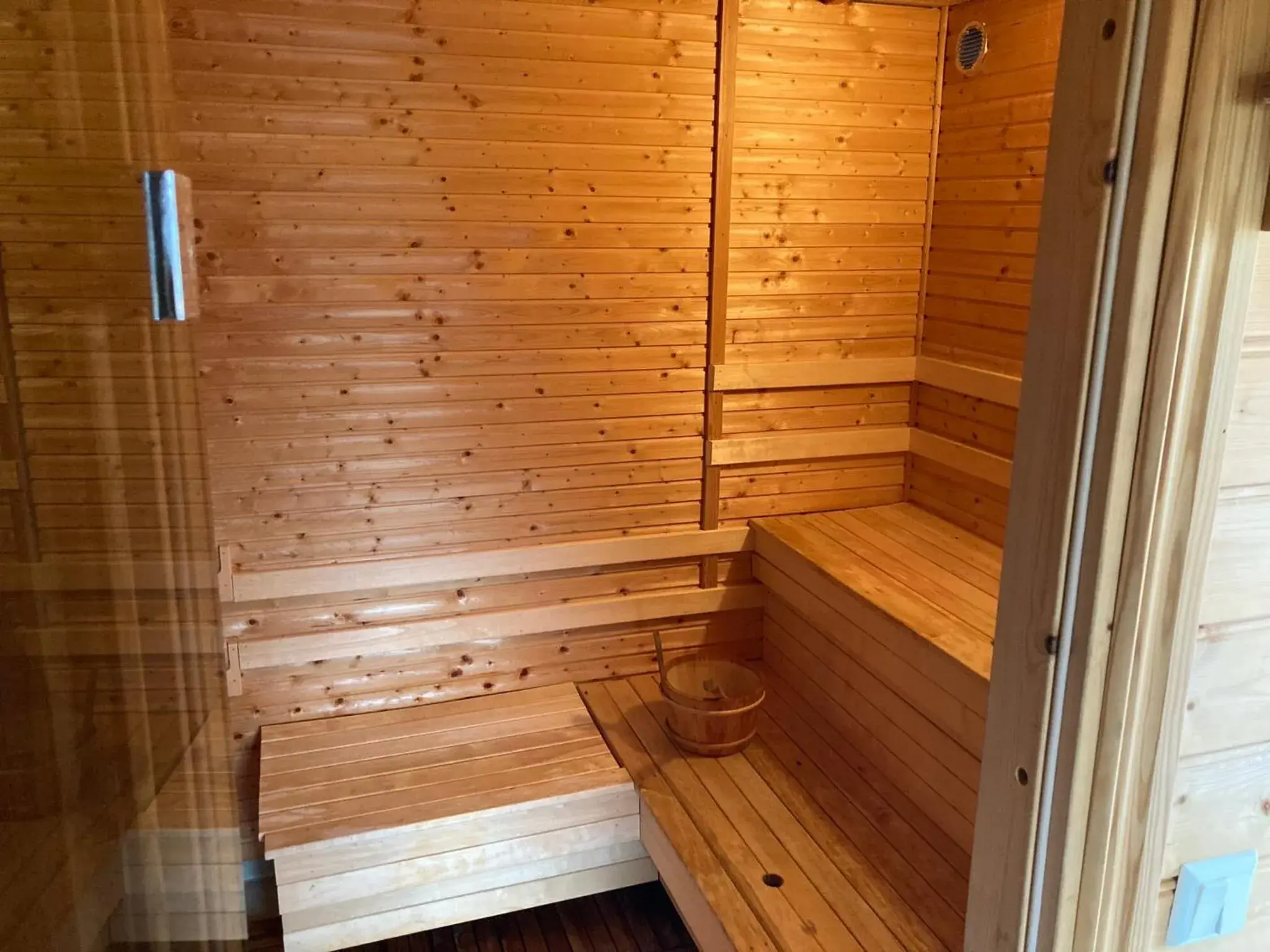 Quadruple Room - single occupancy in Hotell Tussilago i Essunga Quadruple Room - single occupancy in Hotell Tussilago i Essunga