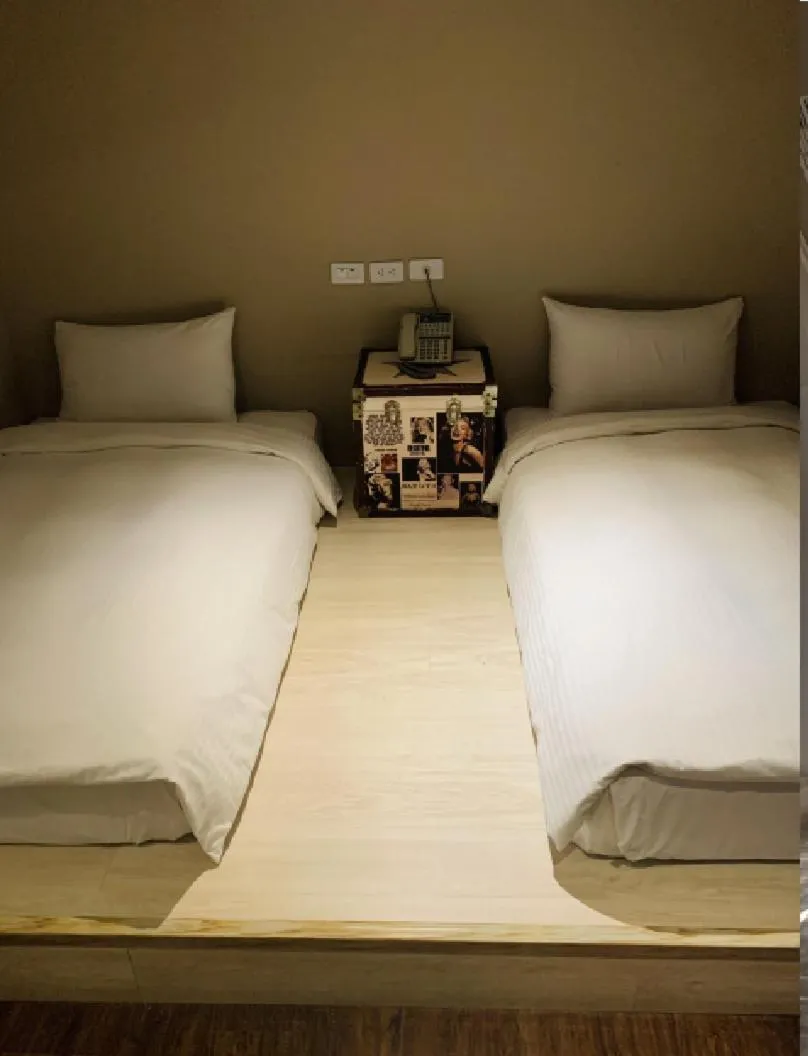 Bed in Jinhue Hotel