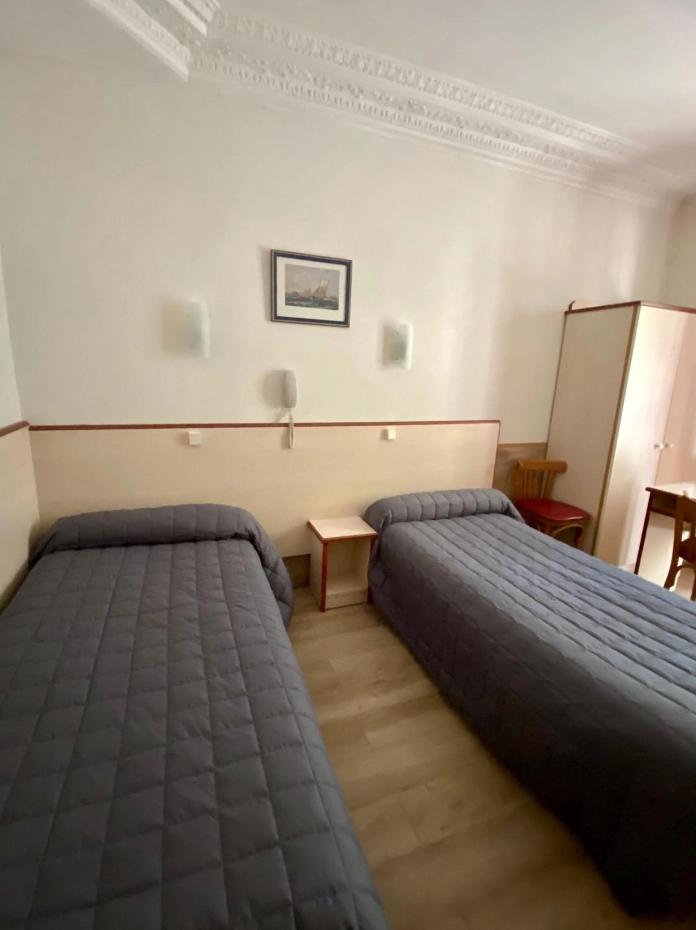 Photo of the whole room, Bed in Hotel Studia
