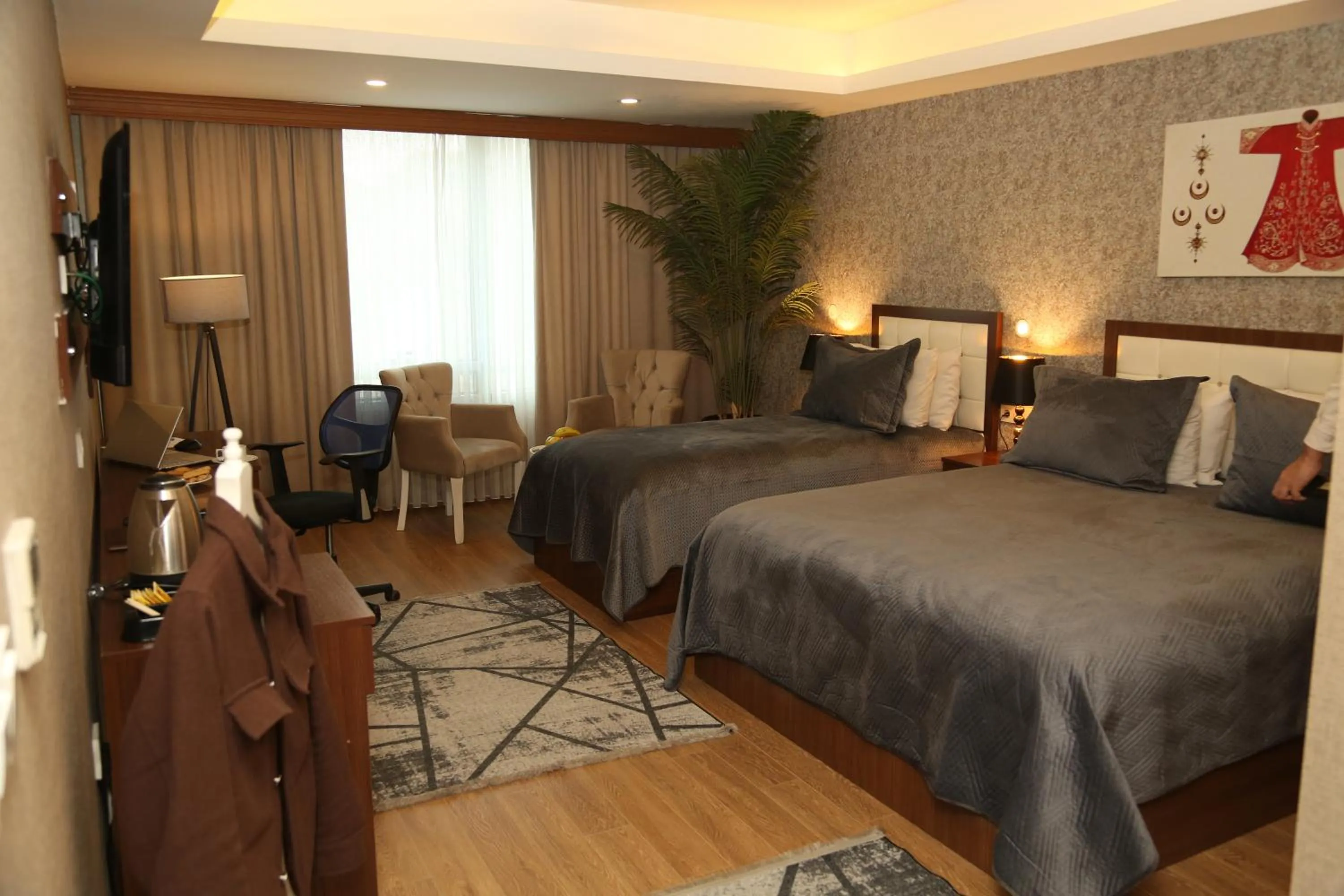 Photo of the whole room, Bed in Cebeci Grand Hotel