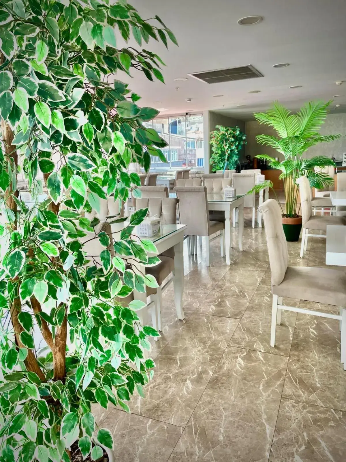 Restaurant/places to eat in Cebeci Grand Hotel Restaurant/places to eat in Cebeci Grand Hotel