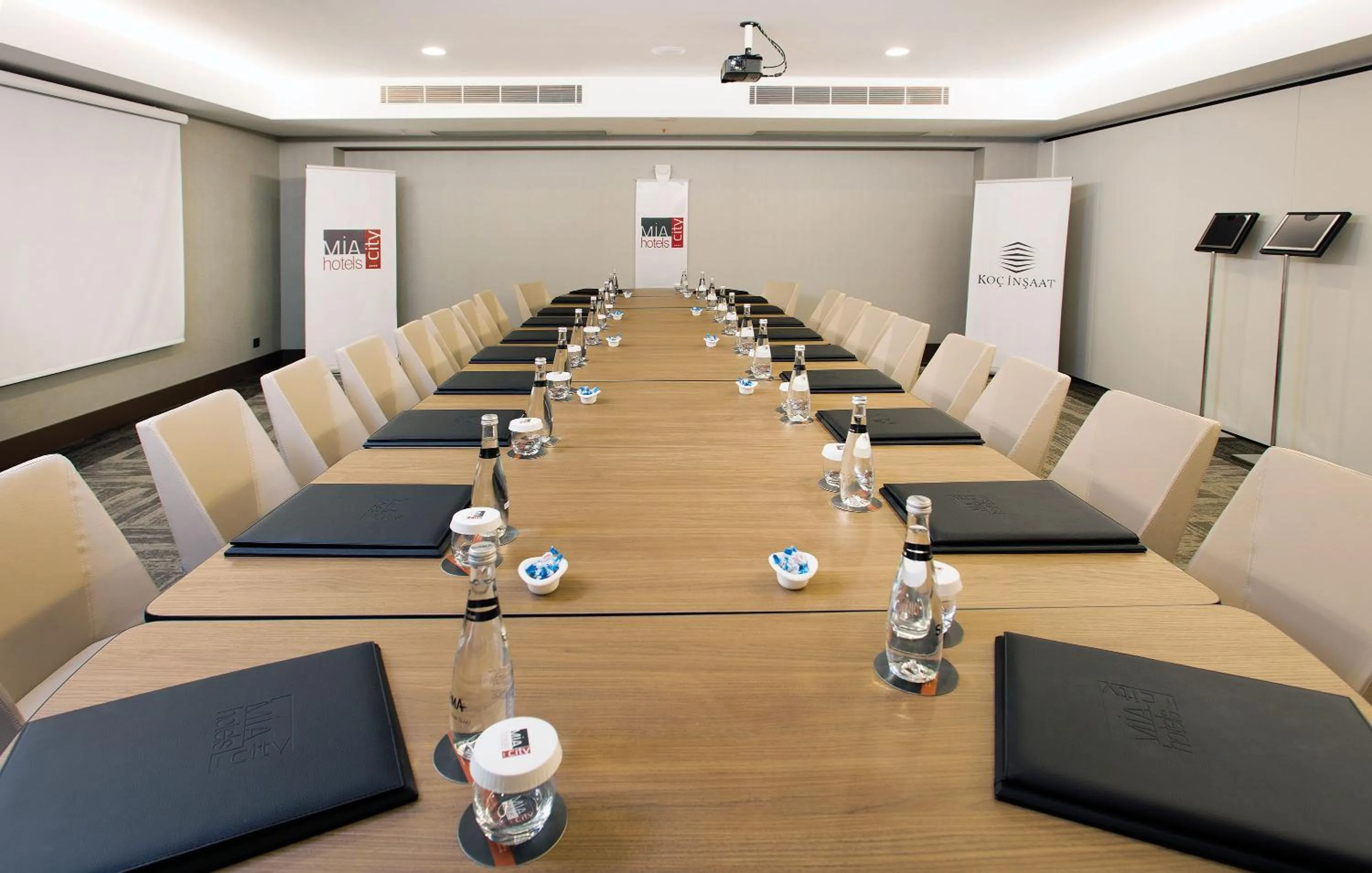 Meeting/conference room in Mia City Hotel