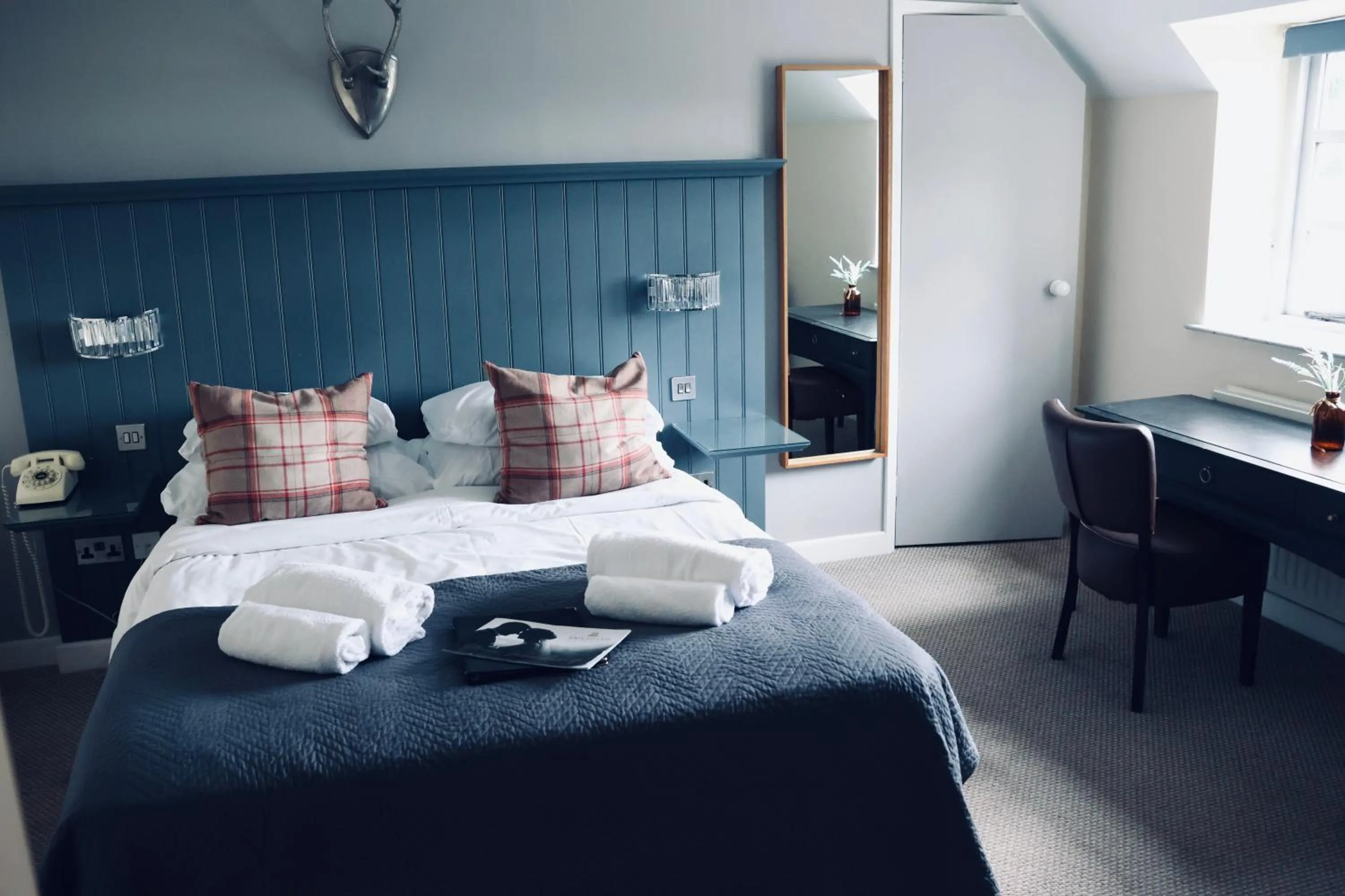 Bed in The Ragged Cot