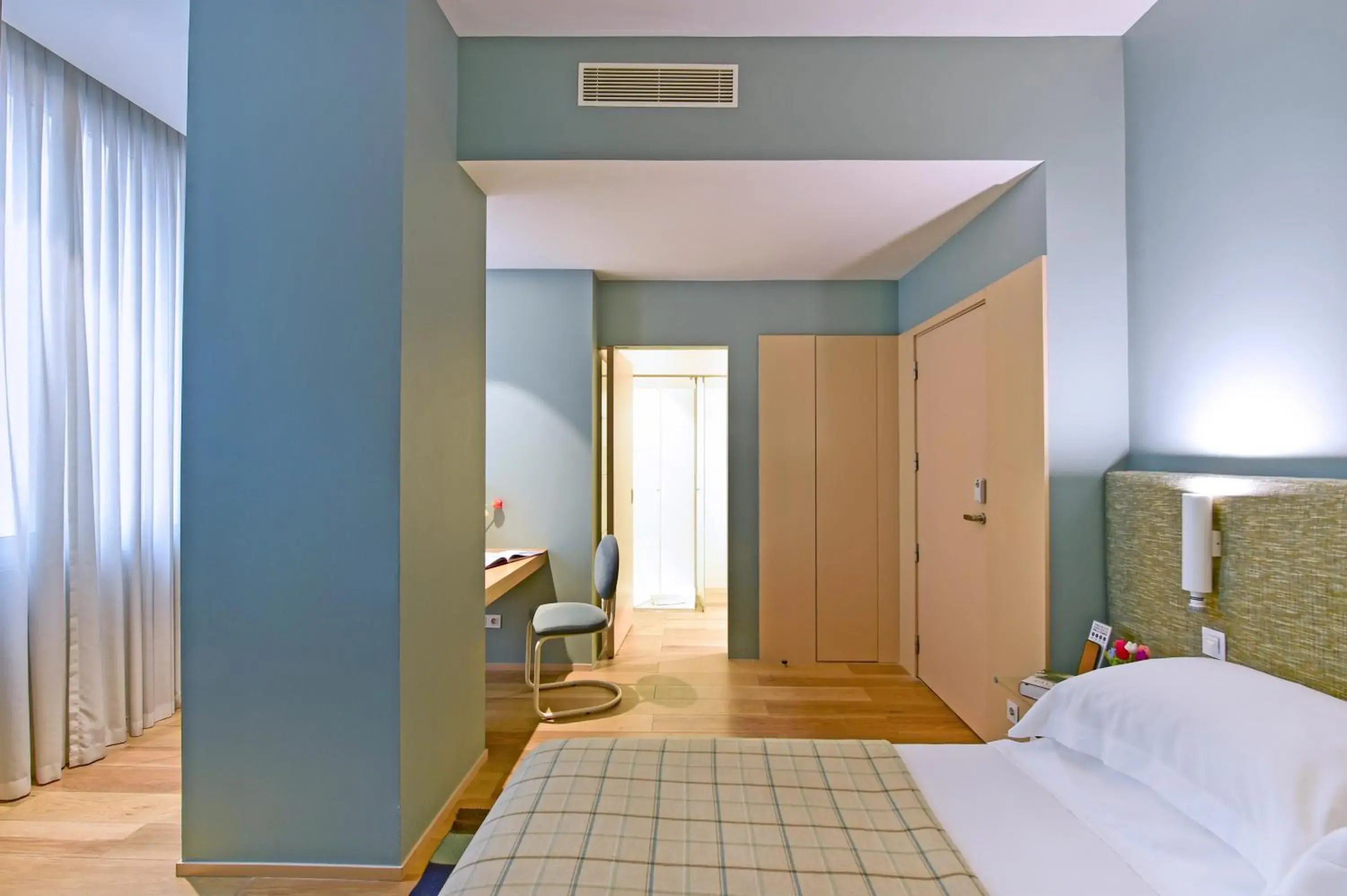 Bed in The Editory House Ribeira Porto Hotel Bed in The Editory House Ribeira Porto Hotel