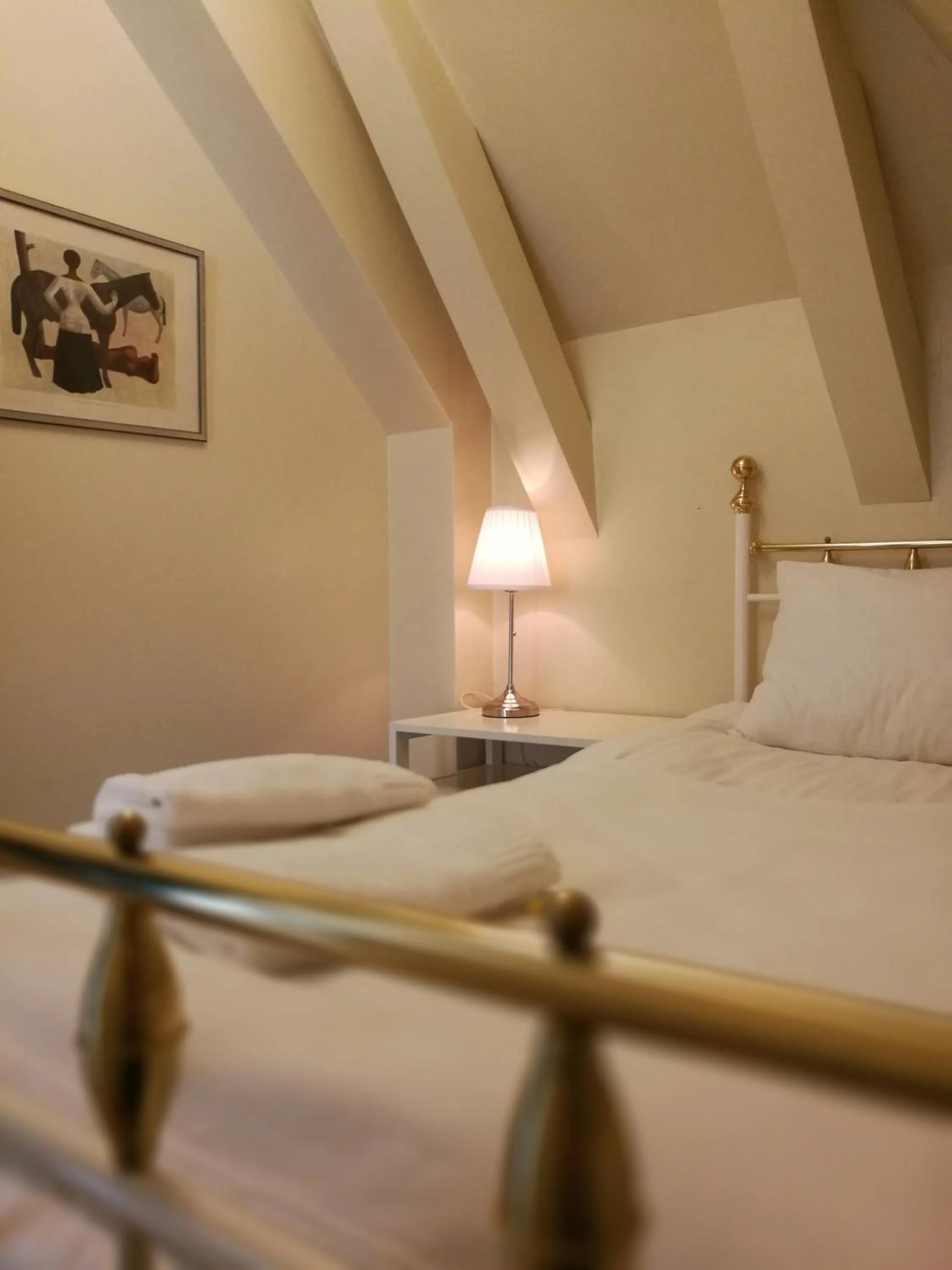 Bed in Wärdshuset Gammel Tammen Österbybruk