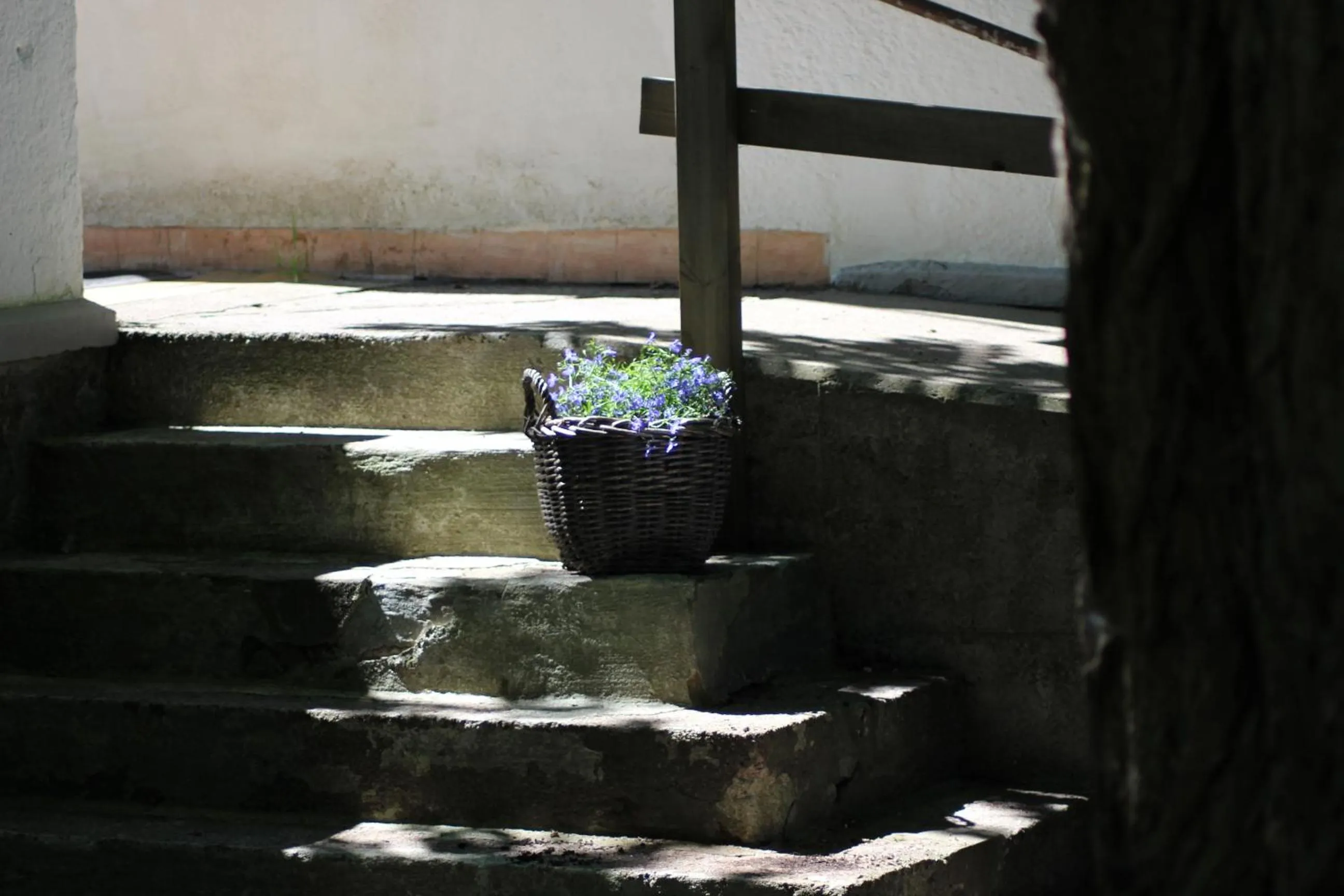 Decorative detail in Skivarps Gästgivaregård