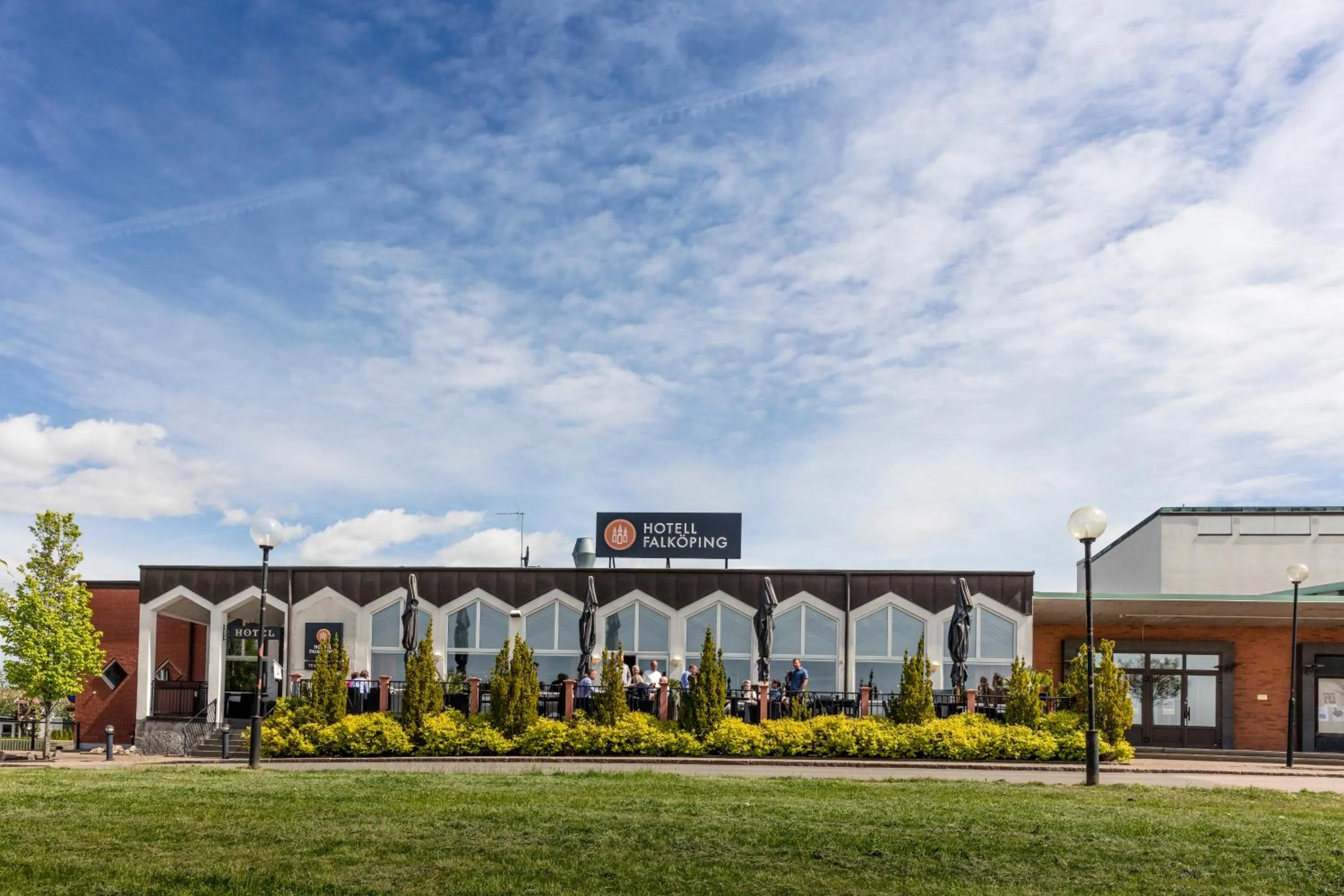Facade/entrance in Hotell Falköping, Sure Hotel Collection by Best Western