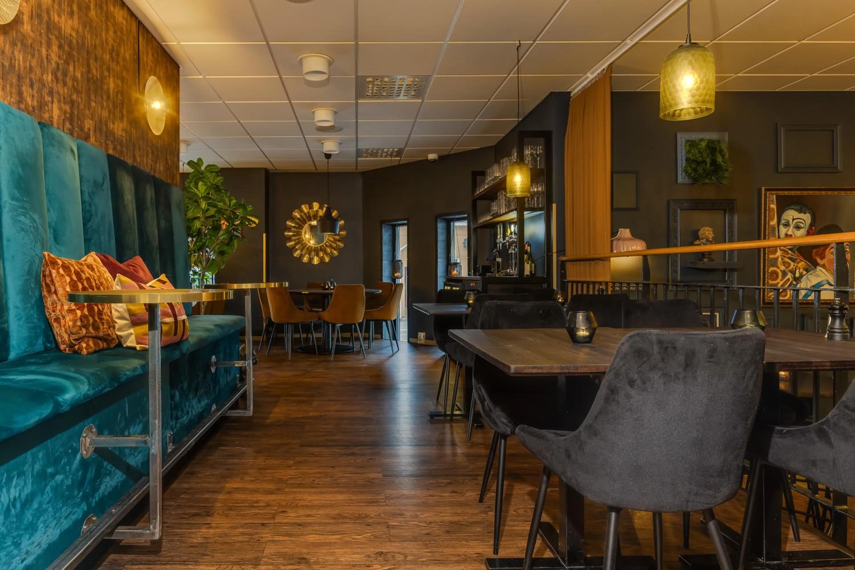 Restaurant/places to eat in Best Western Plus Grand Hotel Elektra